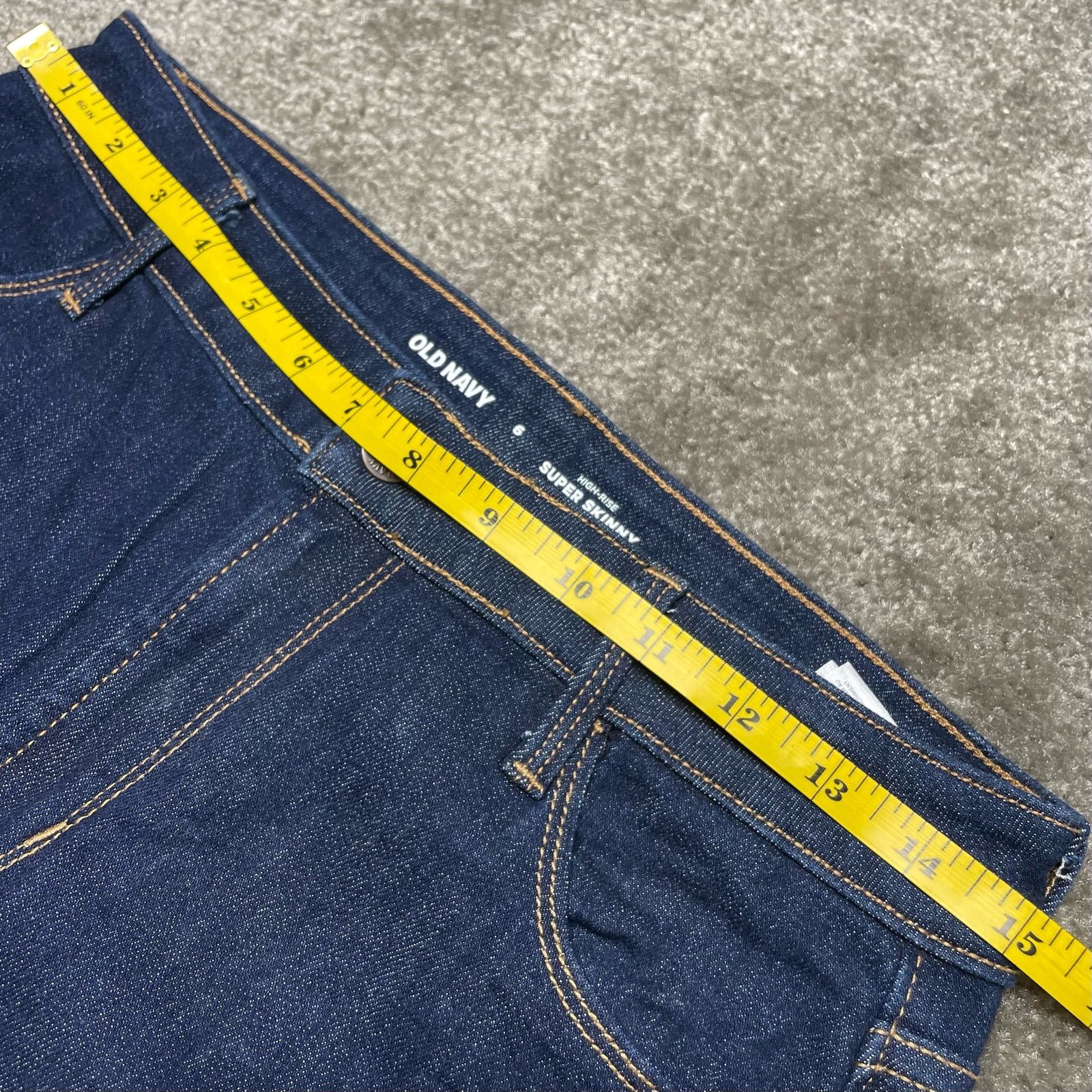 Old Navy NWOT Old Navy High Rise Super Skinny Jeans Size 28" / US 6 / IT 42 - 8 Thumbnail