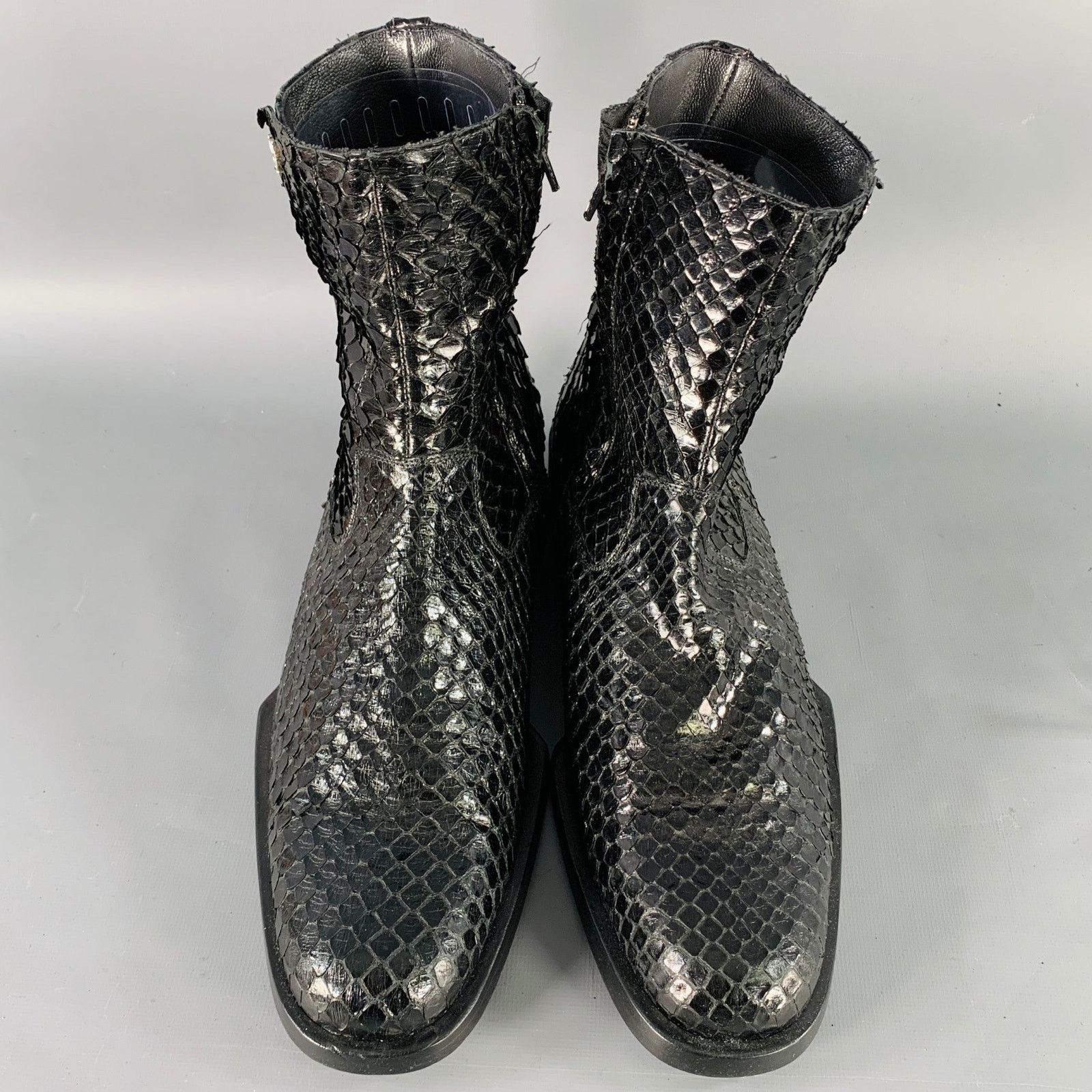 Versace GIANNI VERSACE Black Python Leather Side Zipper Ankle Boots Size US 8 / EU 41 - 4 Thumbnail