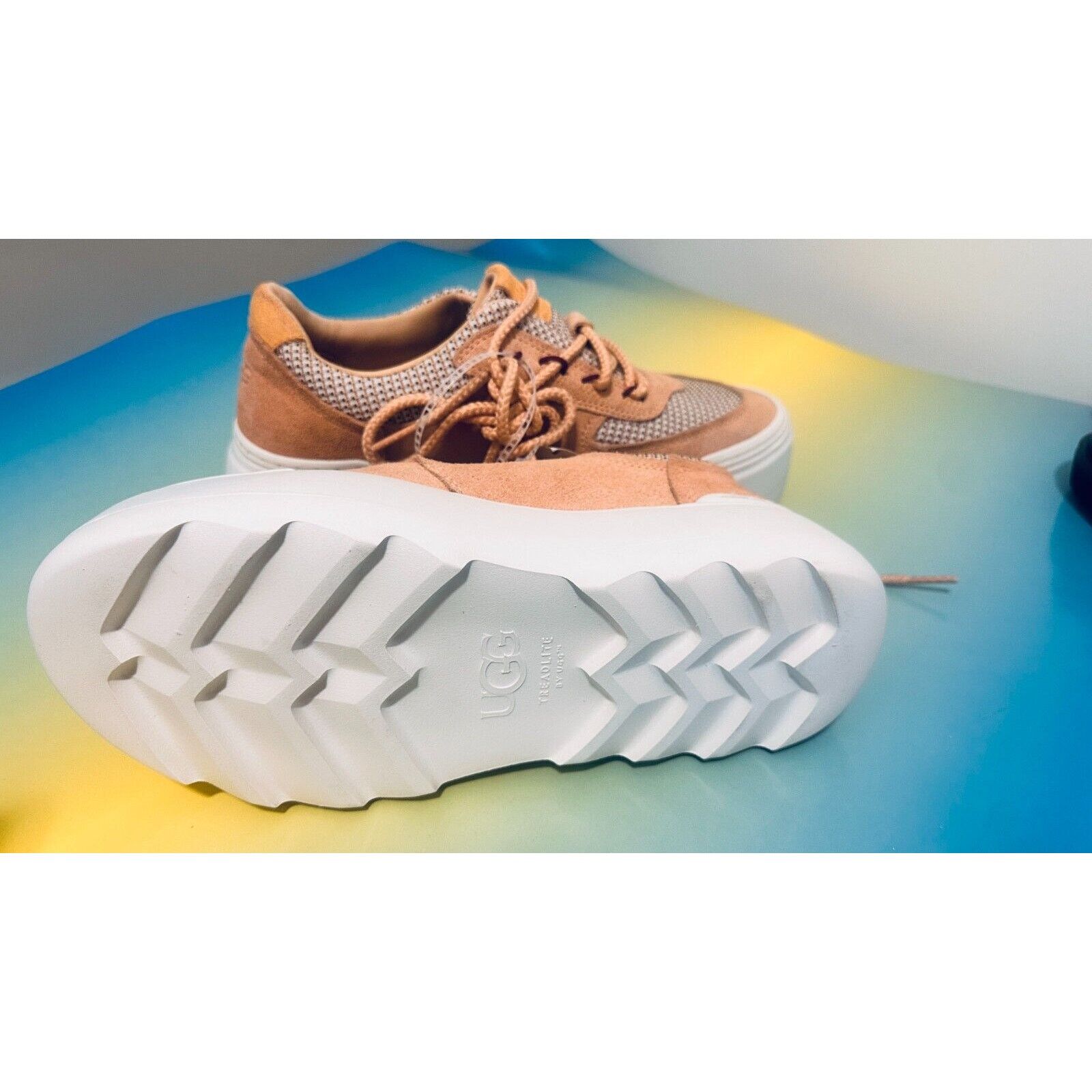 Ugg UGG Treadlite Womens Marin Mega Lace-Up Platform Sneakers Size US 9 / IT 39 - 15 Thumbnail