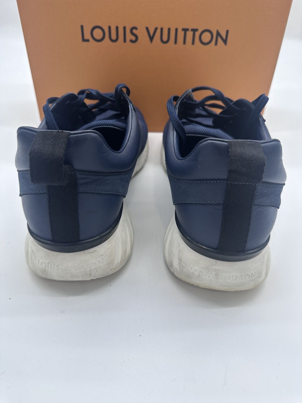 Louis Vuitton Louis Vuittom Runner Sneaker Blue Size 9.5 LV 10.5 USA Size US 9.5 / EU 42-43 - 7 Thumbnail