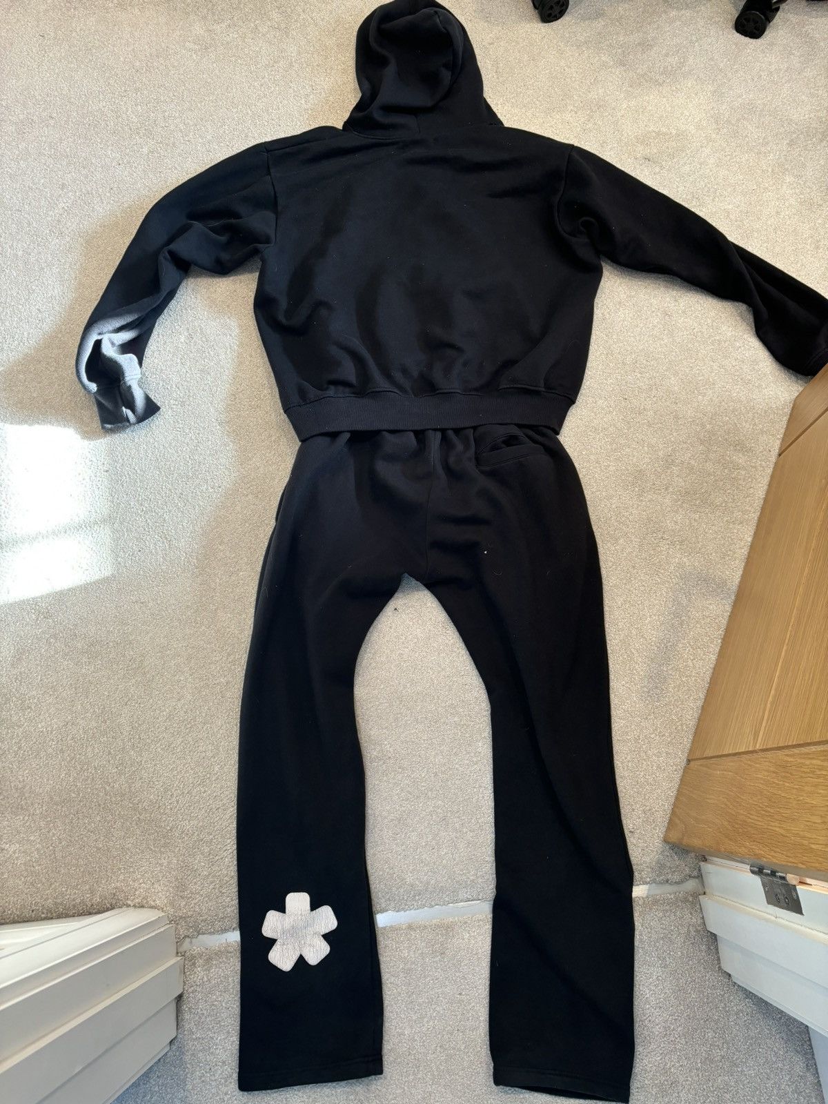 Highest Tendencies Highest tendencies Logo puff print tracksuit Size US L / EU 52-54 / 3 - 2 Thumbnail