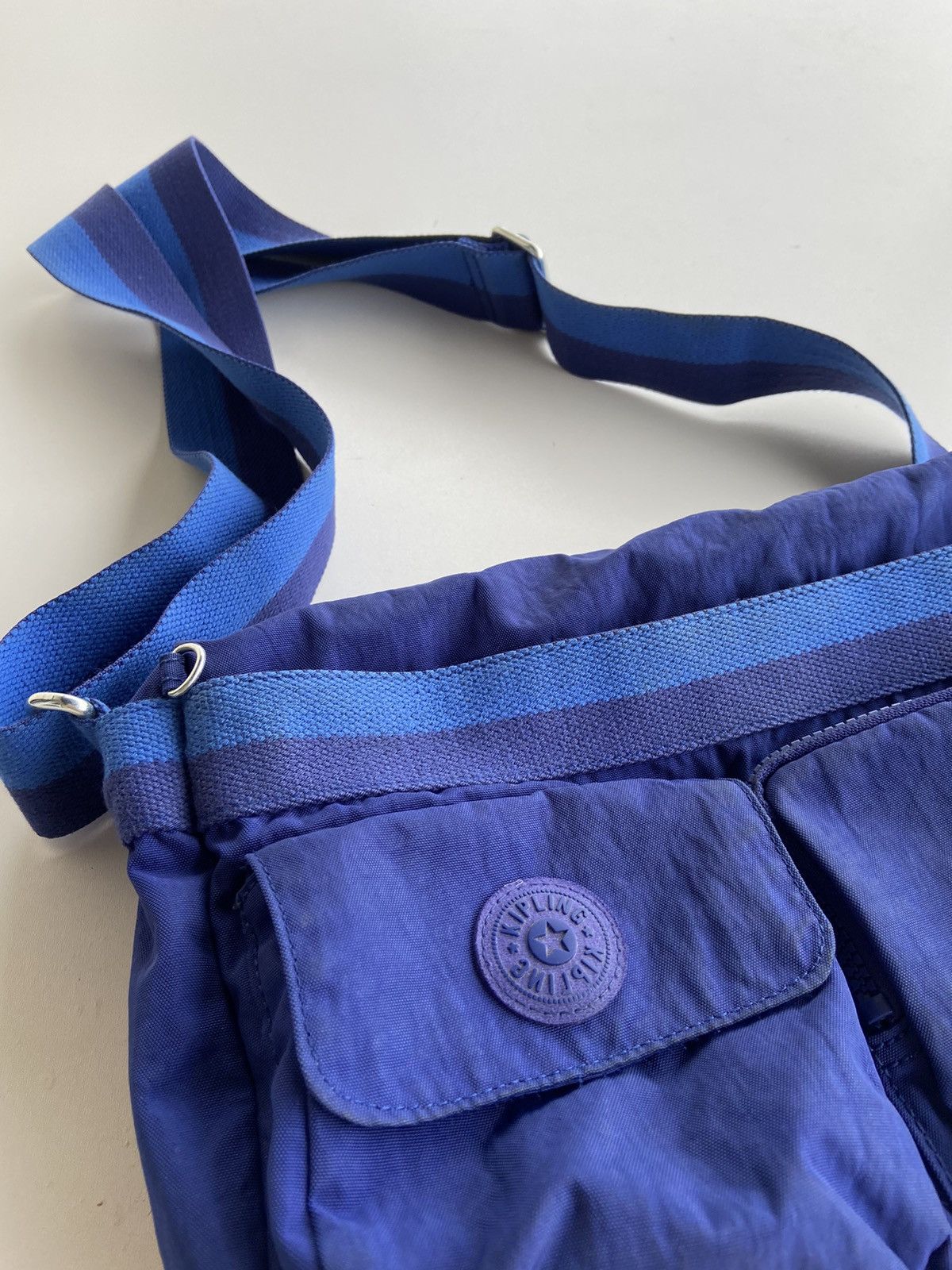 Vintage Kipling Vintage Bag Y2K Style Hype Messenger Size ONE SIZE - 3 Thumbnail