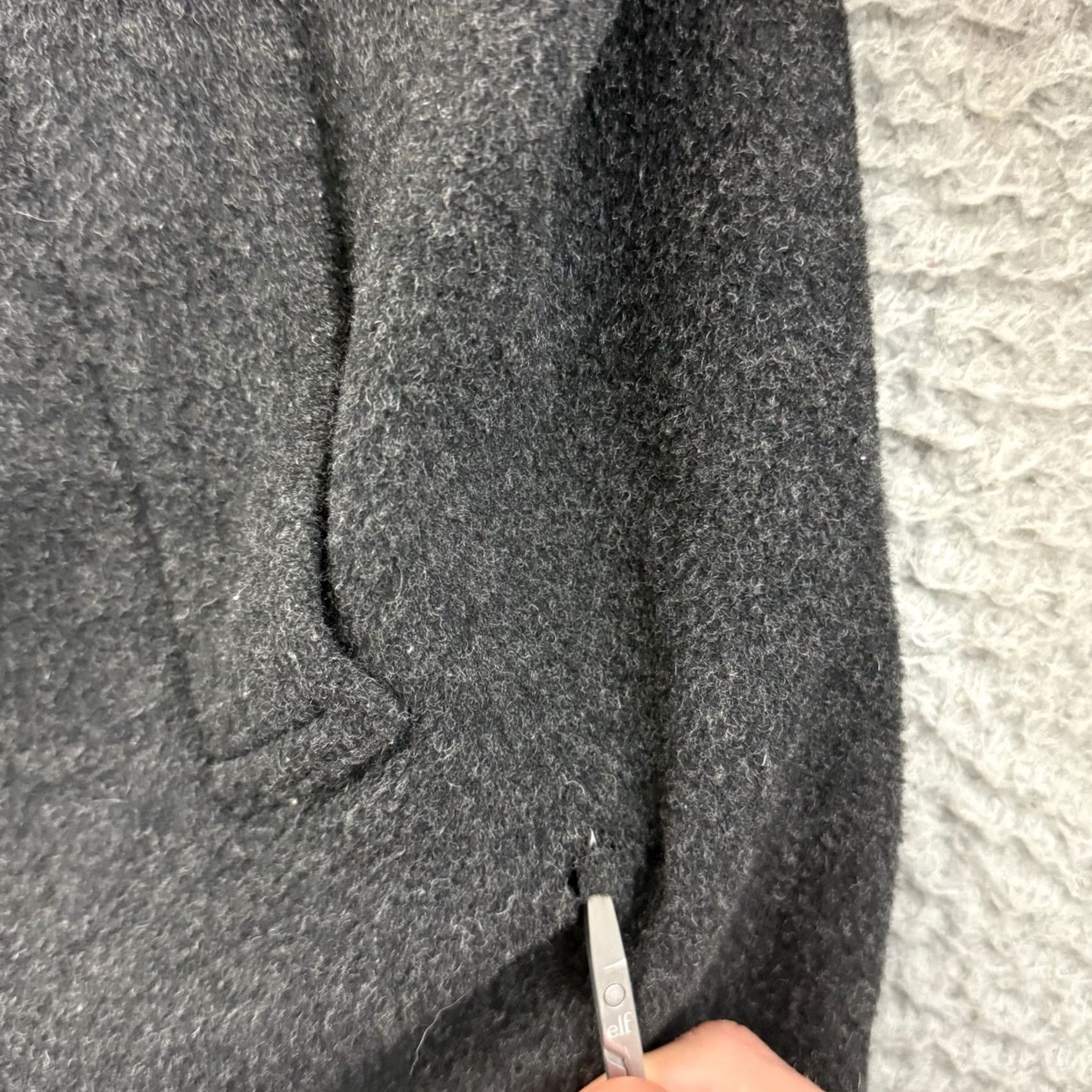 Vintage Nino Cerruti Coat Men 46L Gray Trench Wool Cashmere Blend Overcoat Double Breast Long Solid Notch Lapel Six-Button Jacket Front Style DP Size US S / EU 44-46 / 1 - 7 Thumbnail