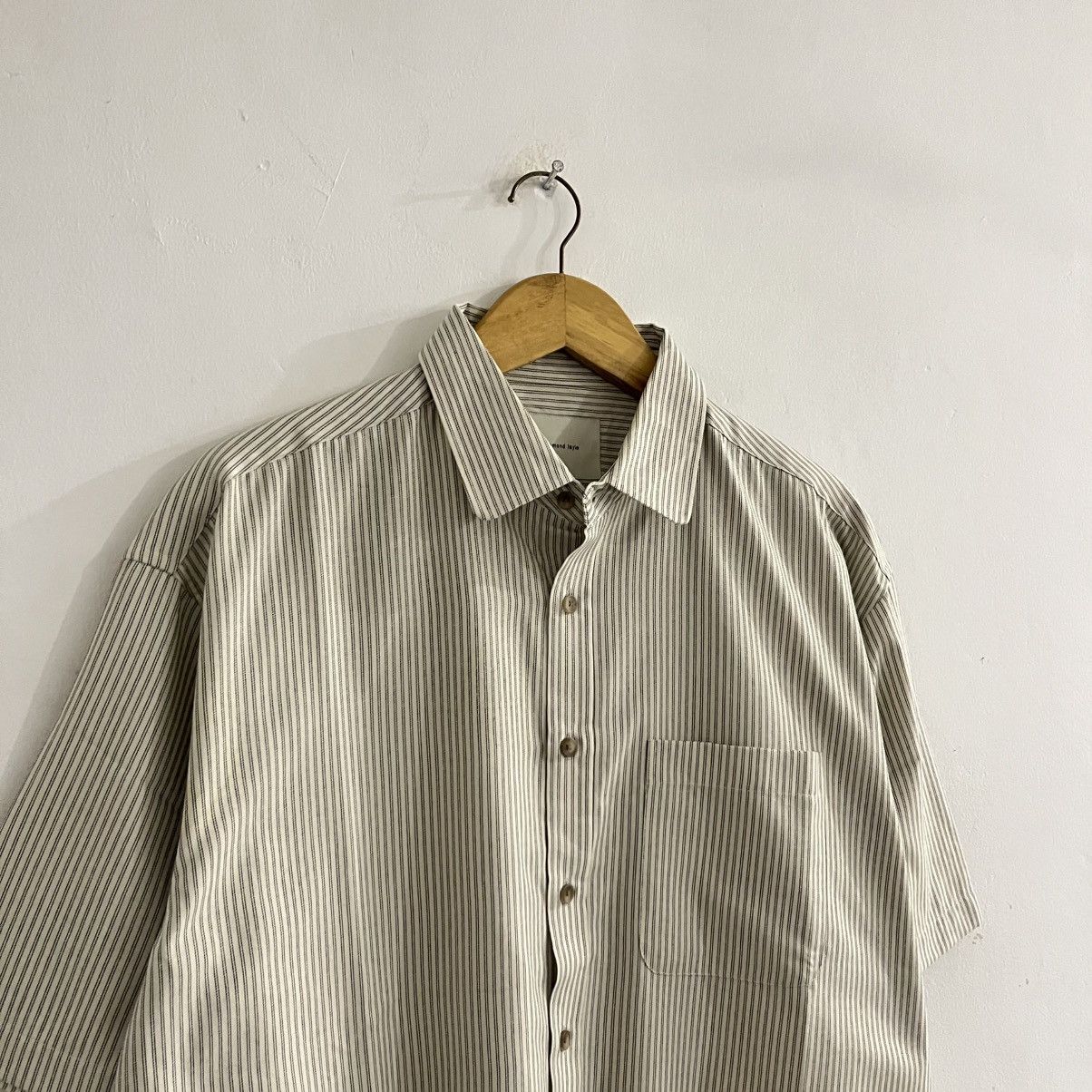 Issey Miyake Diamond Layla - Stried SS button Up Size US L / EU 52-54 / 3 - 3 Thumbnail
