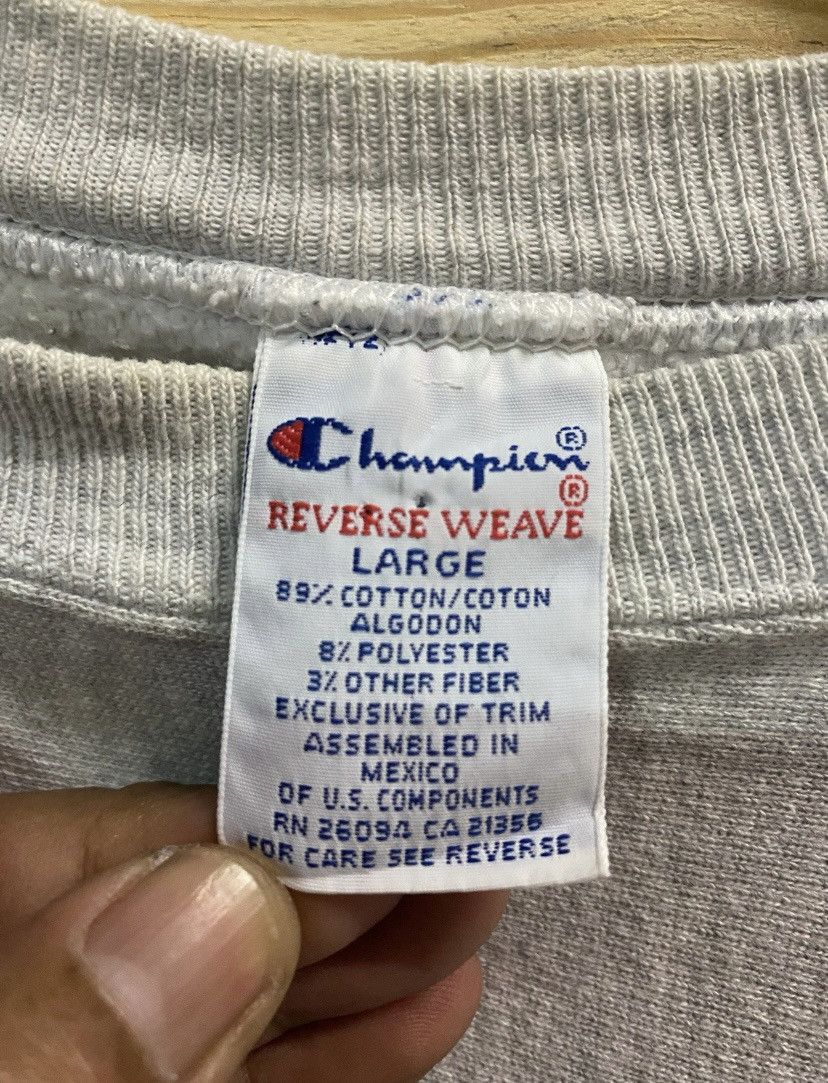 Champion Vintage champion reverse weave university of dayton crewneck Size US M / EU 48-50 / 2 - 6 Thumbnail