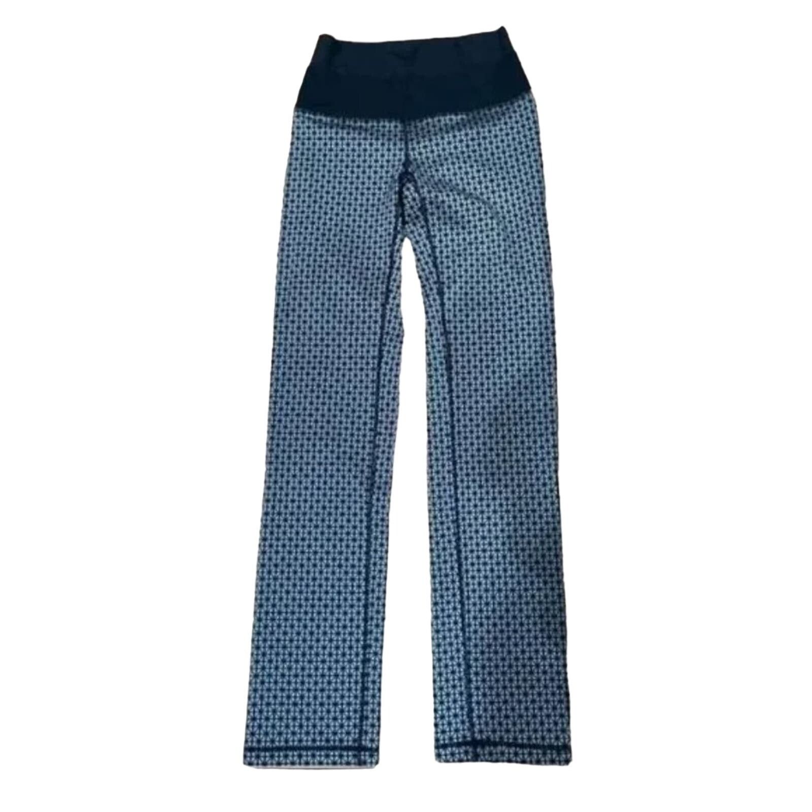 Lululemon LULULEMON Women's Tri Geo Straight up Yoga Pants Sz 8 Size 28" / US 6 / IT 42 - 3 Thumbnail