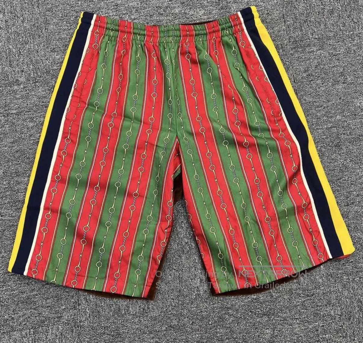 Gucci Red Striped Chain Pattern Shorts Size 32. Size US 32 / EU 48 - 1 Thumbnail