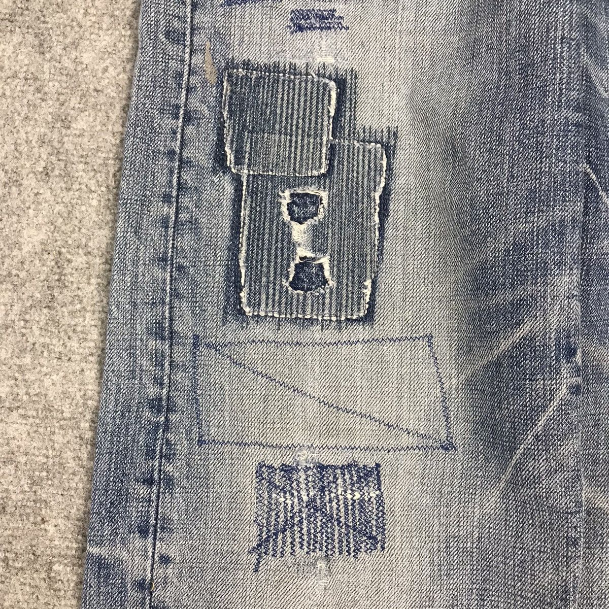 Designer × Japanese Brand DMG DISTRESSED BLUE DENIM PATCHWORK PANTS Size US 30 / EU 46 - 3 Thumbnail