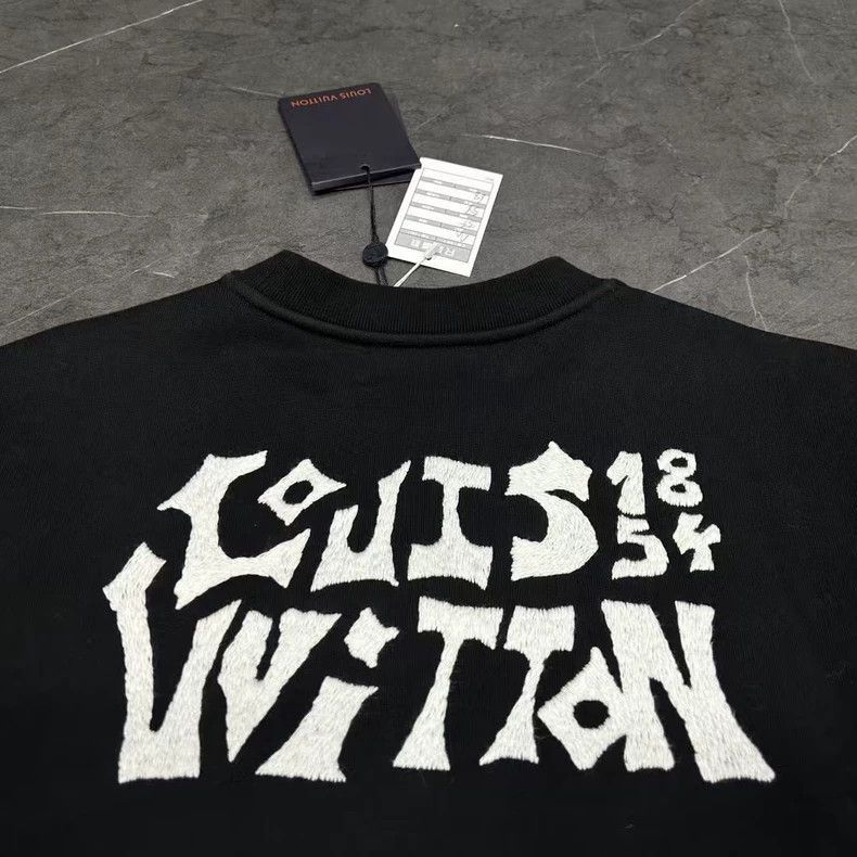 Louis Vuitton Louis Vuitton Owl Patch Crewneck Sweatshirt Size US M / EU 48-50 / 2 - 5 Thumbnail