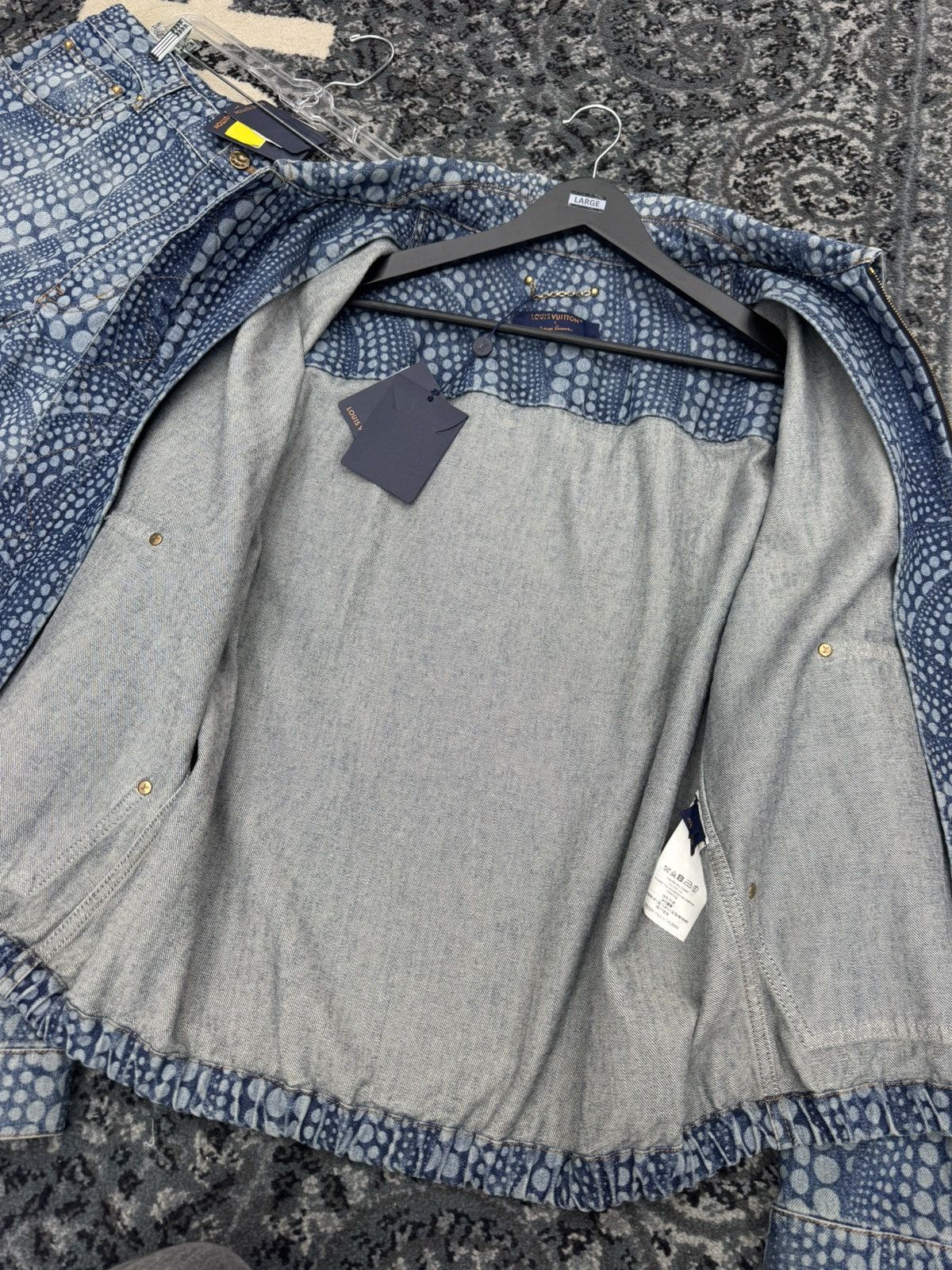 Louis Vuitton × Yayoi Kusama Louis Vuitton YK zip up denim jacket Size US M / EU 48-50 / 2 - 7 Thumbnail