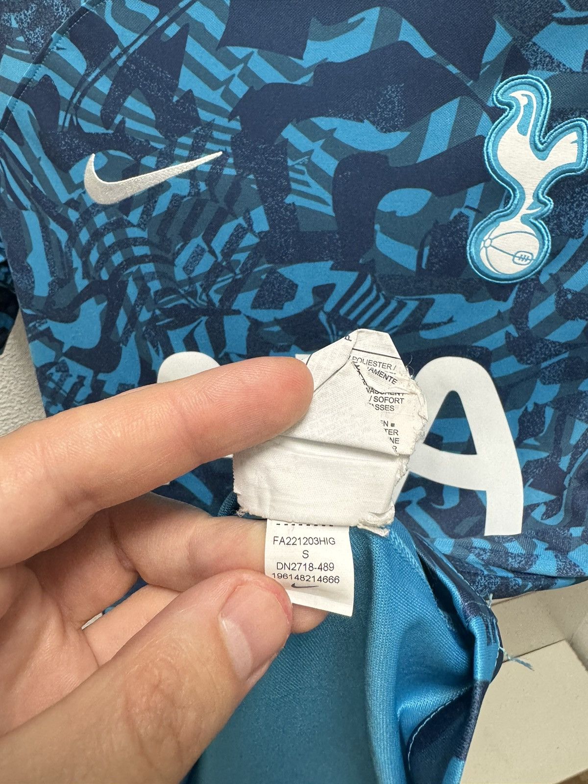 Nike Nike Tottenham hotspurs soccer jersey S-M sz Size US S / EU 44-46 / 1 - 7 Thumbnail