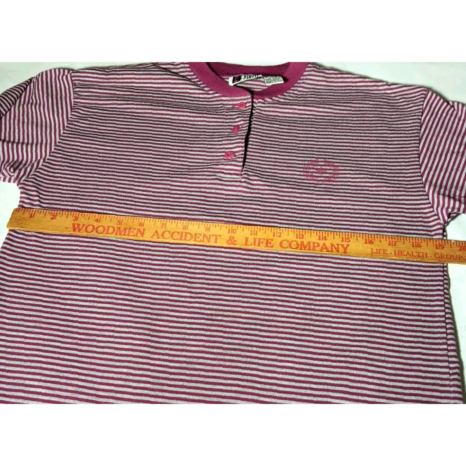 Vintage VINTAGE Bold Spirit Shirt Womens S Pink Gray Crew Neck Short Sleeve Button Knit 1990s Grunge Basic Crest Casual Size S / US 4 / IT 40 - 4 Thumbnail
