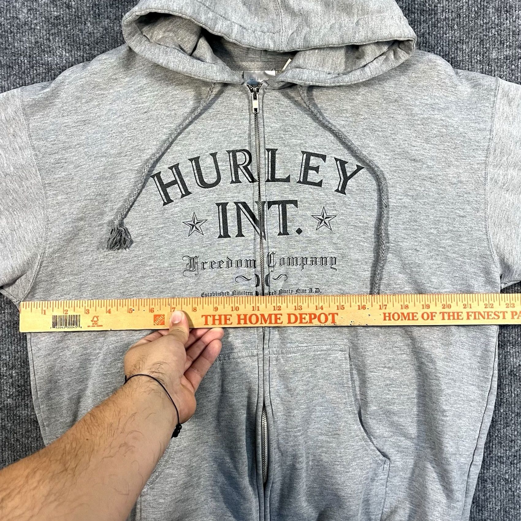 Hurley VINTAGE Hurley Hoodie Grunge Skate Surf Zip Full Zip Gray L Men Size US L / EU 52-54 / 3 - 5 Thumbnail