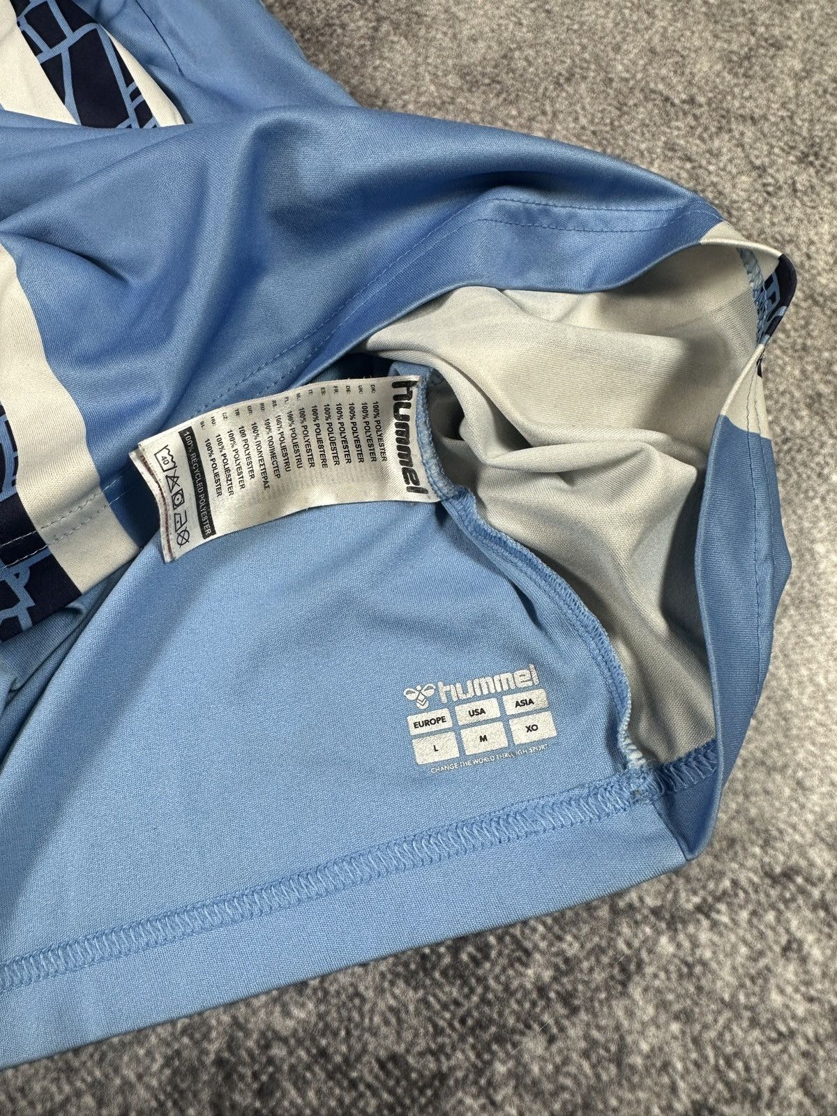Hummel Vintage Hummel Coventry City Soocer Jersey Streetwear Rare L Size US L / EU 52-54 / 3 - 4 Thumbnail