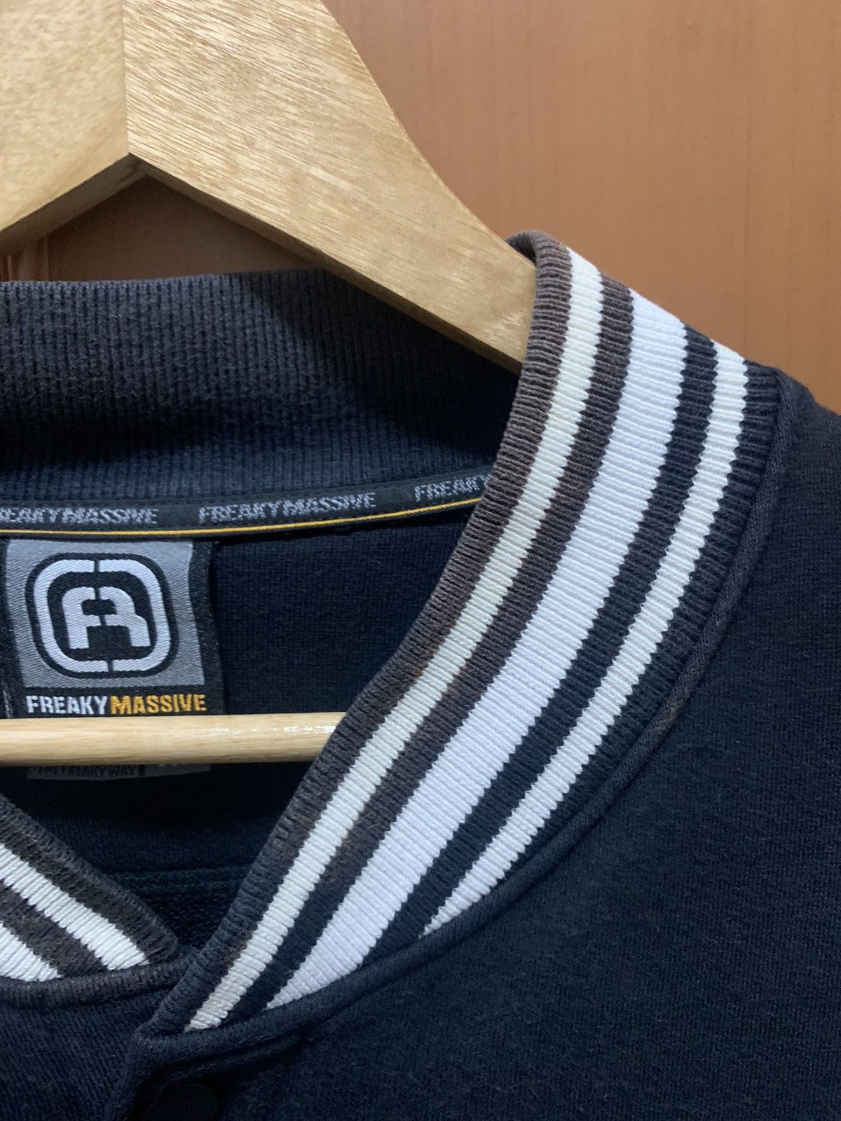 Japanese Brand Freaky Massive Varsity xL Size US XL / EU 56 / 4 - 4 Thumbnail