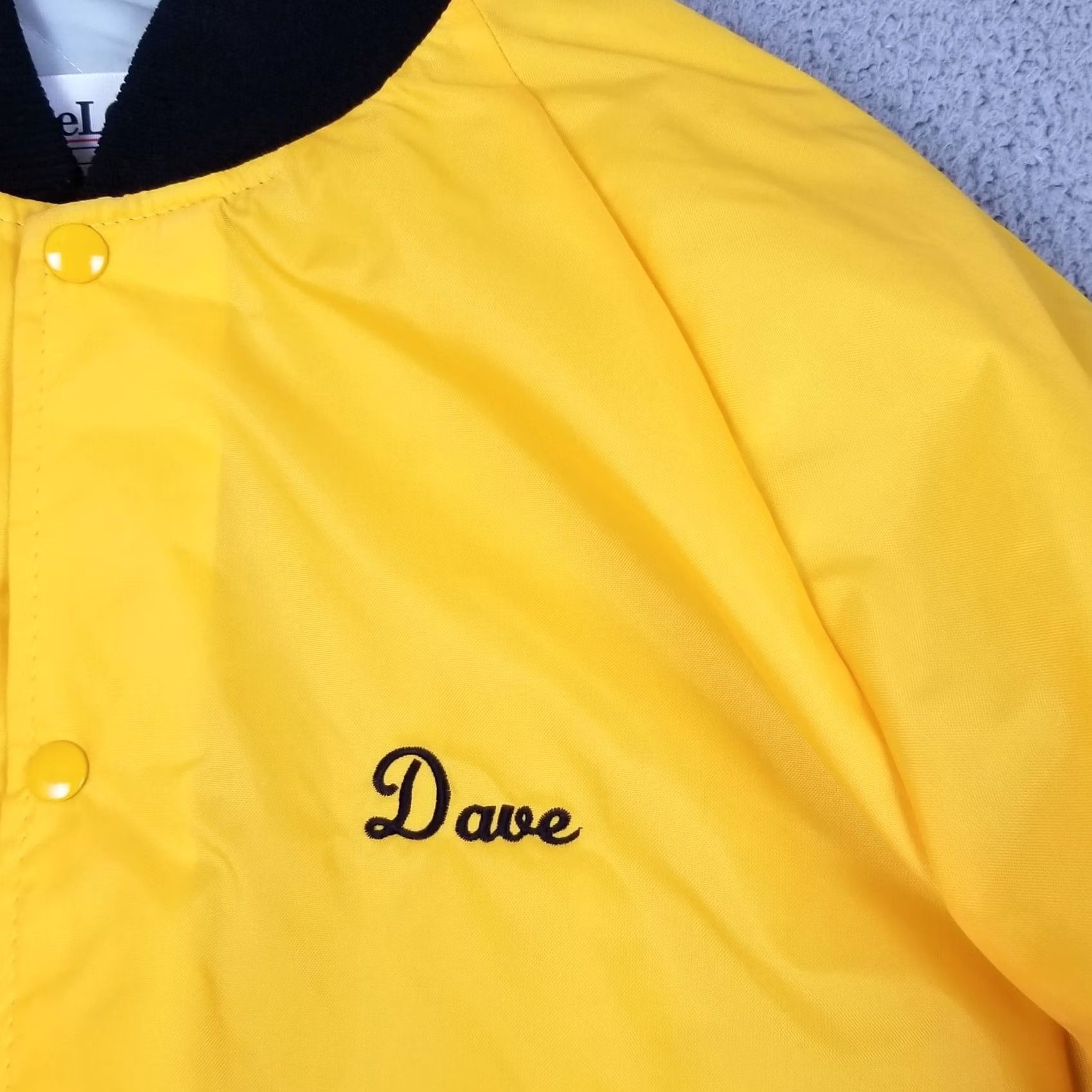 Vintage VINTAGE DeLong Jacket Mens Bomber Satin Nylon L Yellow Cars USA 90s Size US L / EU 52-54 / 3 - 4 Thumbnail