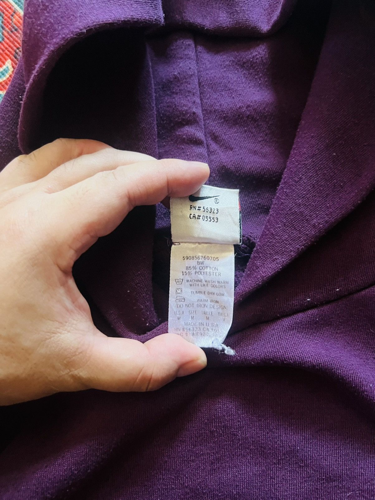 Nike Vintage 90s Nike Deep Purple Embroidered Pullover Hoodie Size US M / EU 48-50 / 2 - 3 Thumbnail