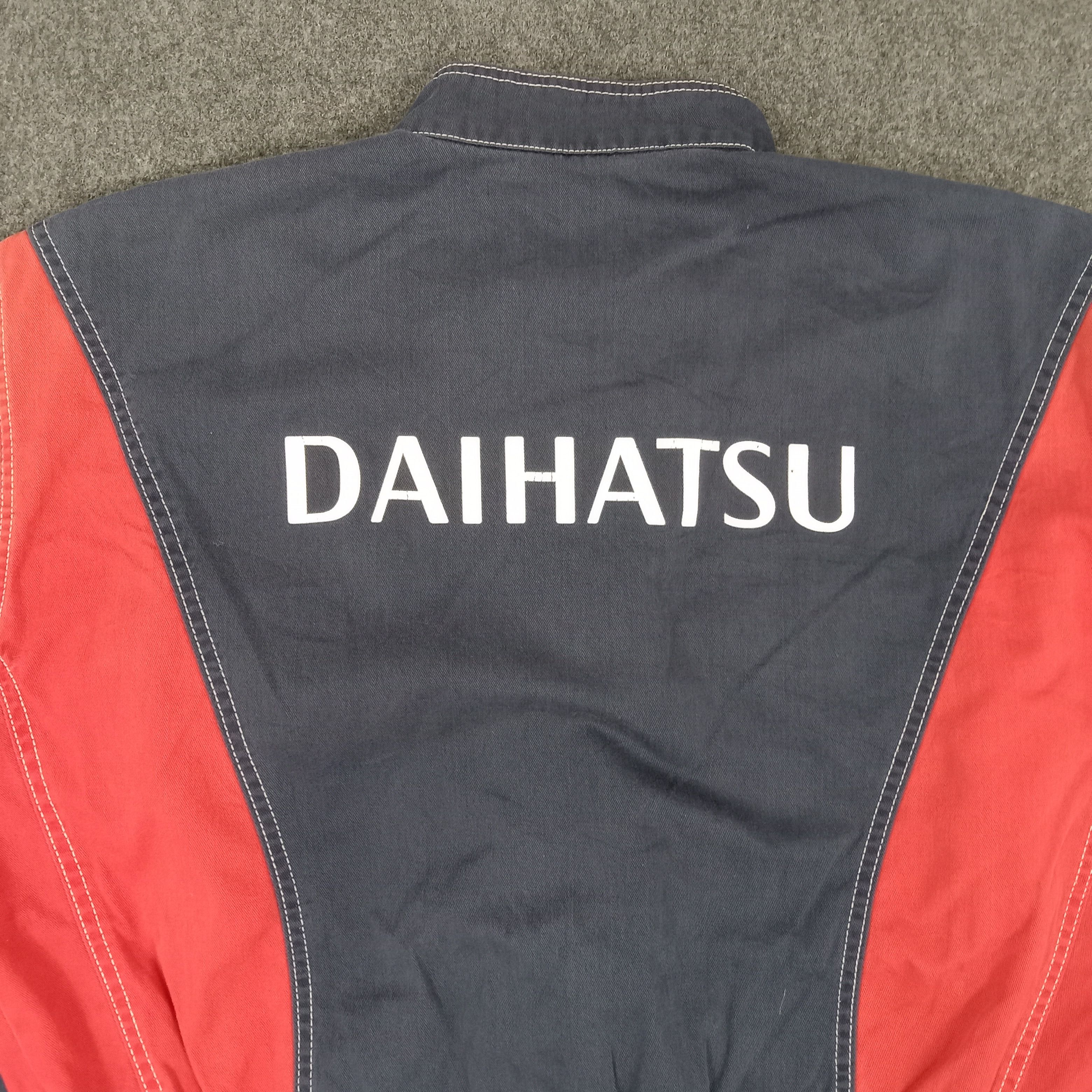Japanese Brand × Vintage Daihatsu Japanese Motorsports Racing Coverall Jacket Size US XL / EU 56 / 4 - 2 Thumbnail