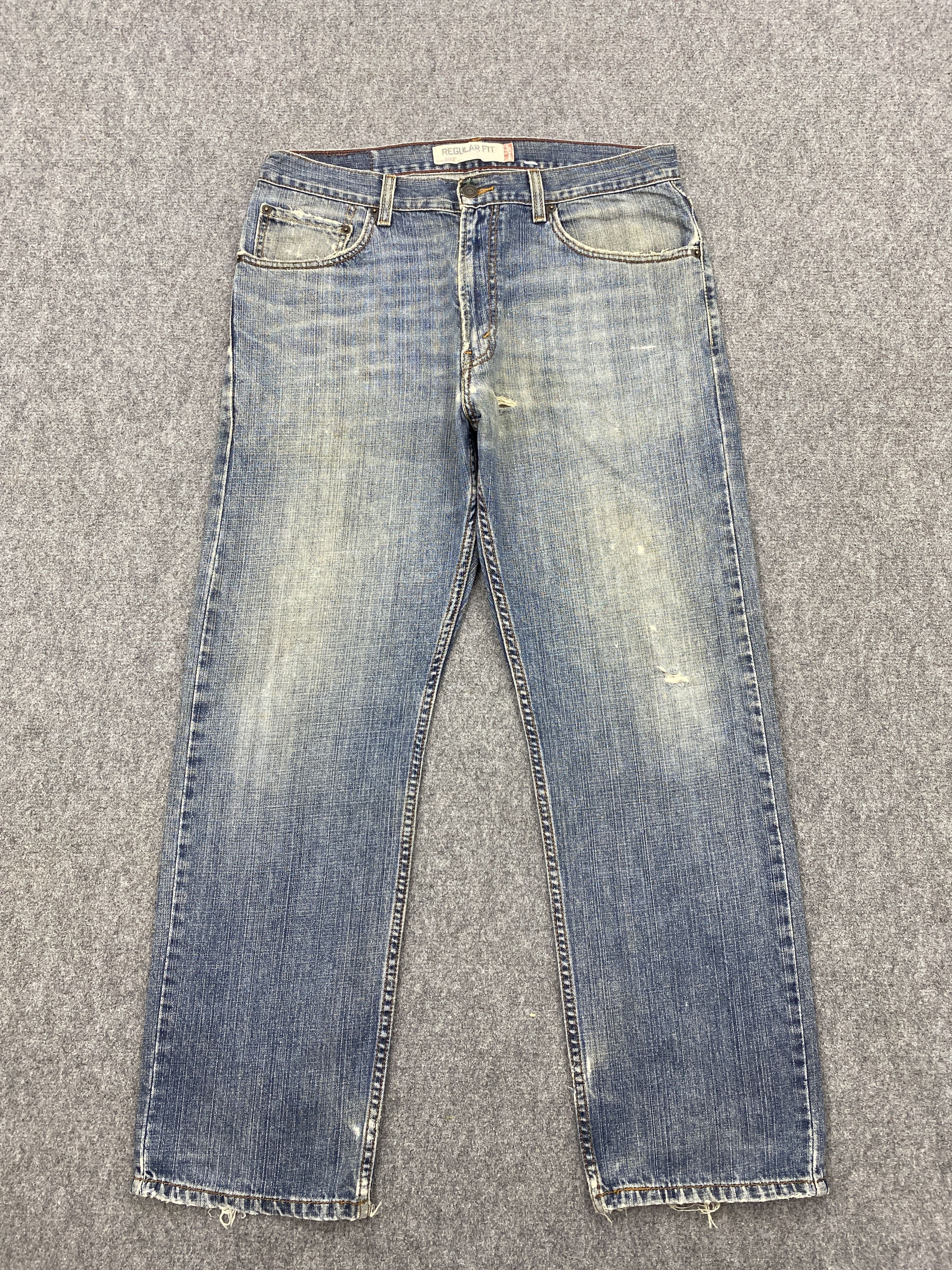 Levi's × Vintage Faded Blue Vintage Levi's 505 Denim Jeans Size US 34 / EU 50 - 1 Thumbnail