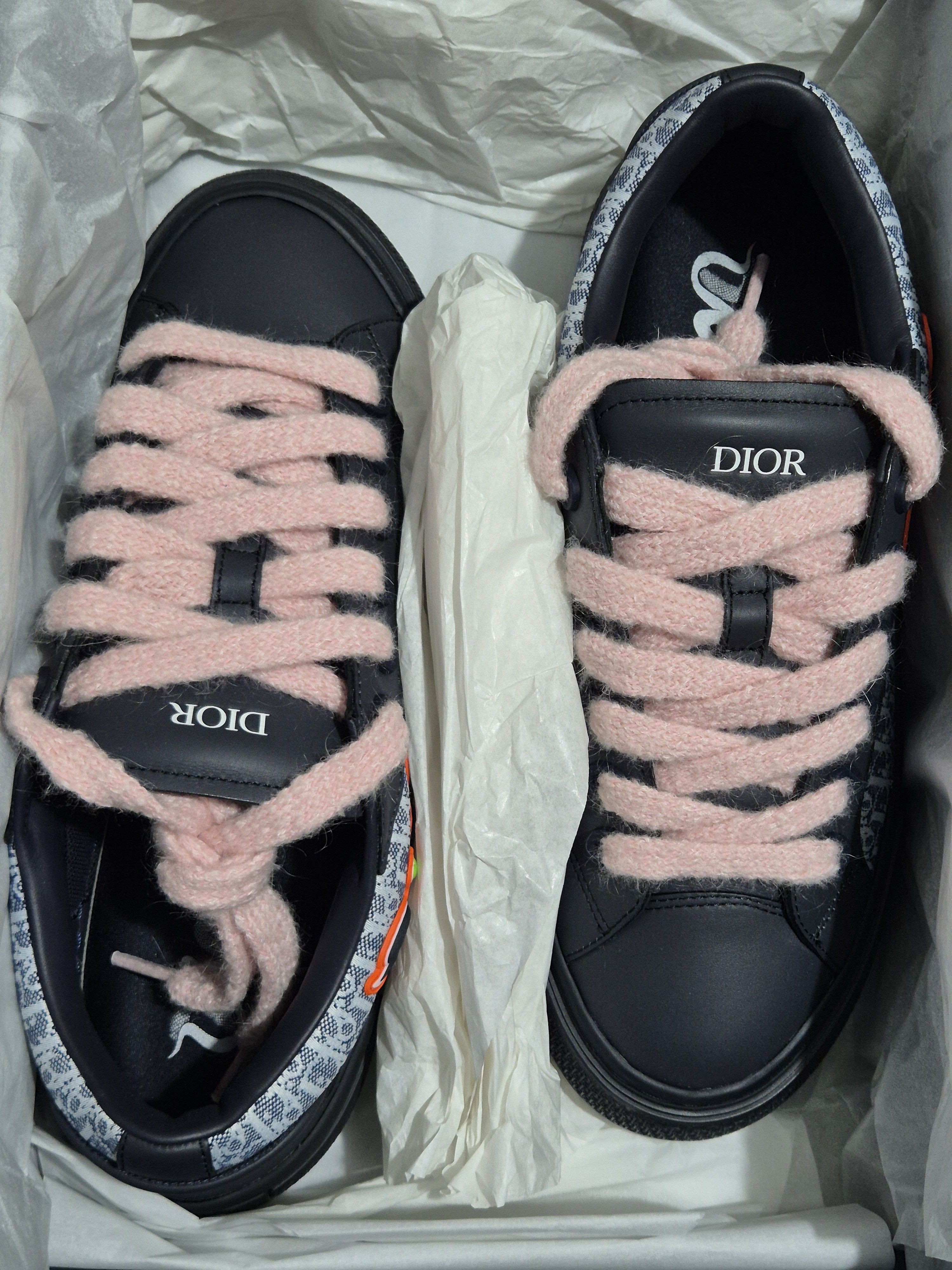 Dior DIOR B33 KAWS SNEAKER Size US 10 / EU 43 - 1 Thumbnail