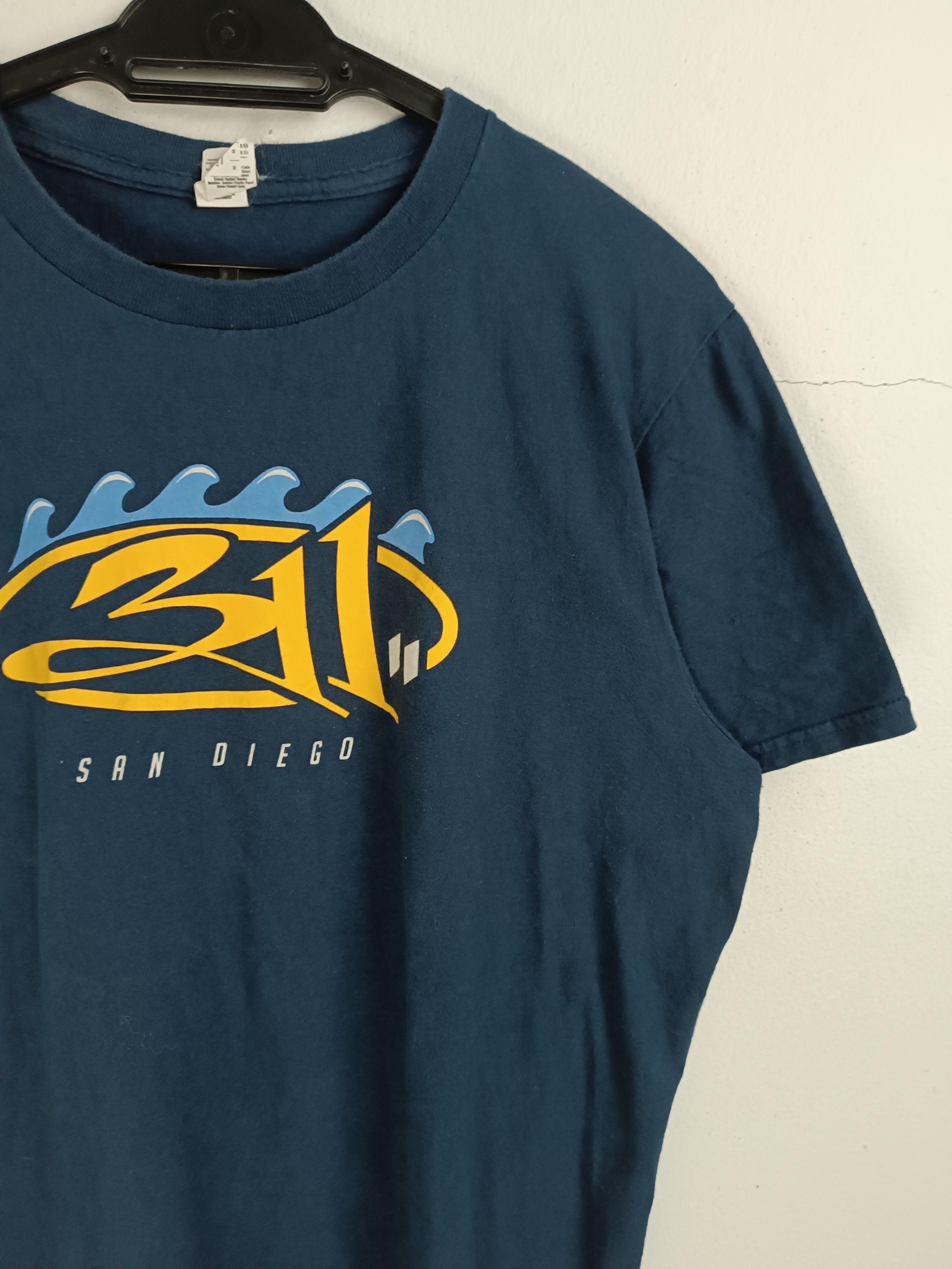 Band Tees VINTAGE 311 SAN DIEGO TOUR LIST punk sublime nofx greenday Size US M / EU 48-50 / 2 - 6 Thumbnail