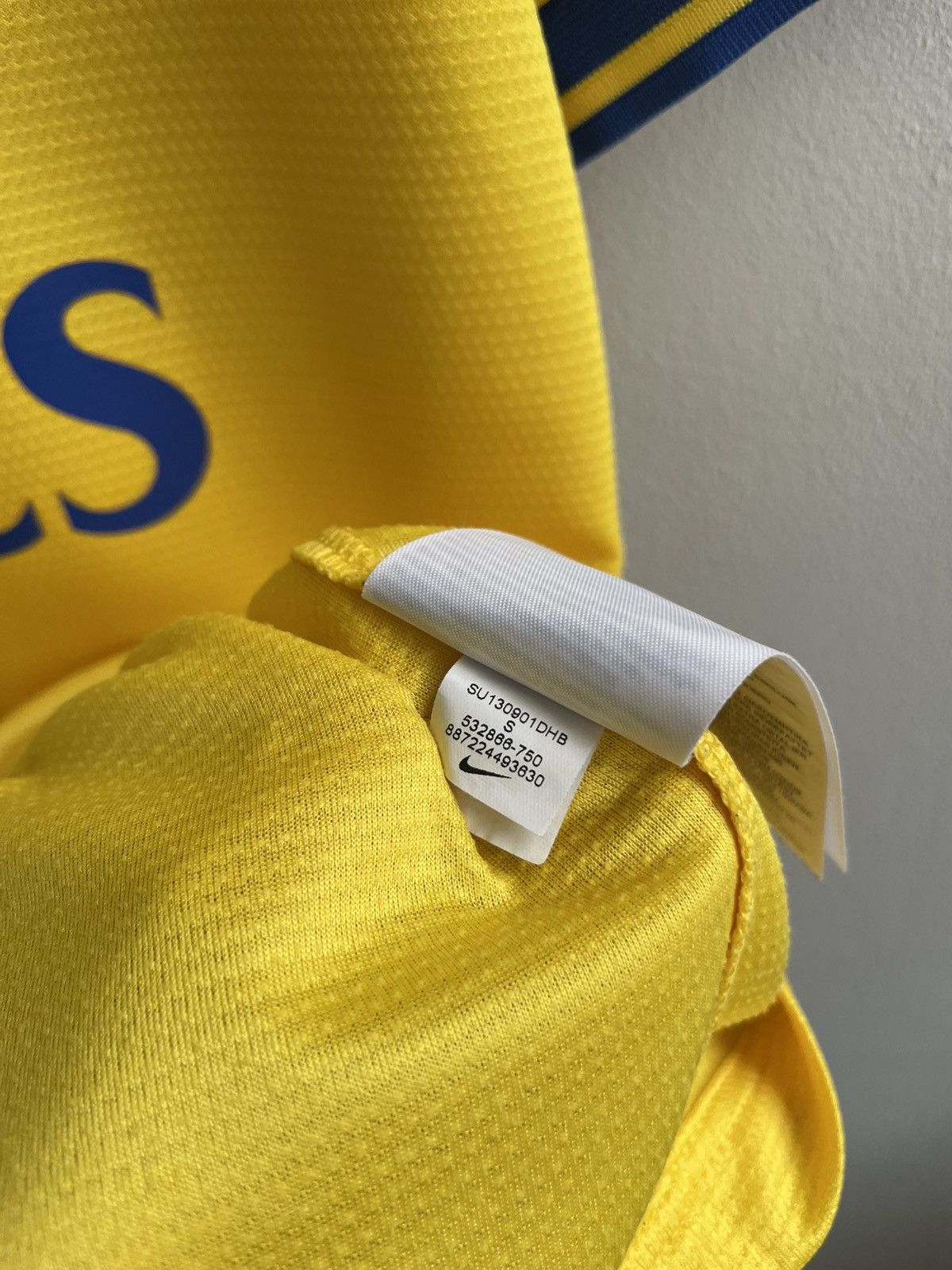 Nike Arsenal 2013 2014 Away Football Shirt Soccer Jersey Nike Size US S / EU 44-46 / 1 - 14 Thumbnail