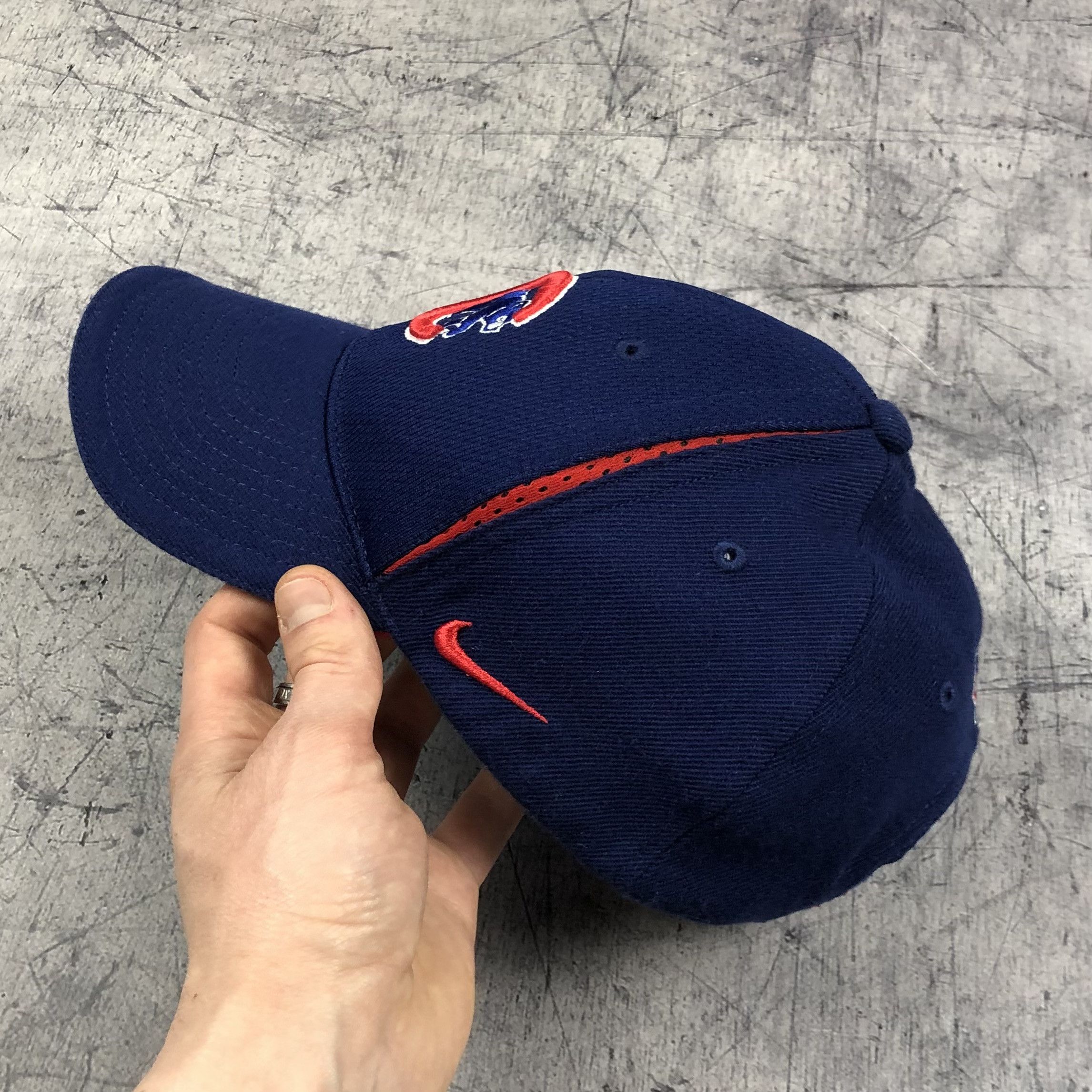 Nike Vintage 90s MLB Chicago Cubs Nike Cap Size ONE SIZE - 2 Thumbnail