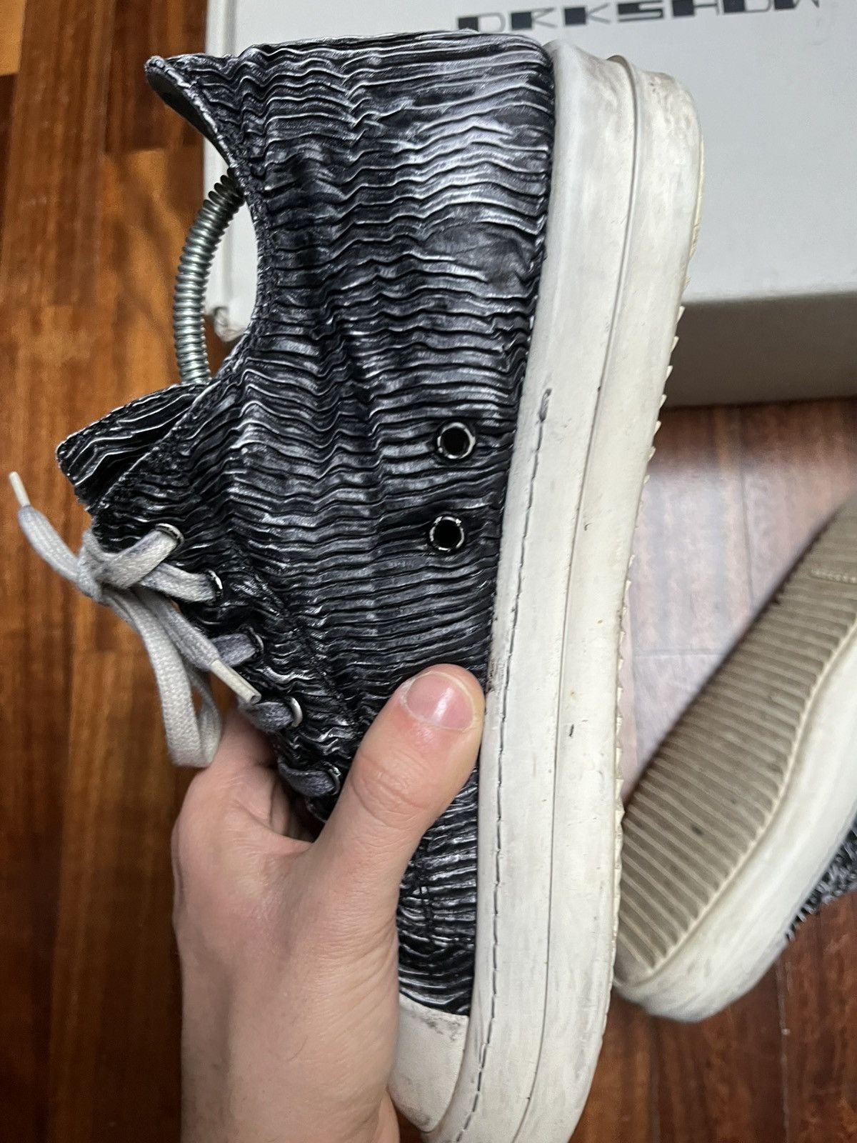 Rick Owens Drkshdw Rick Owens Ramones low top sneakers Size US 7 / EU 40 - 17 Thumbnail