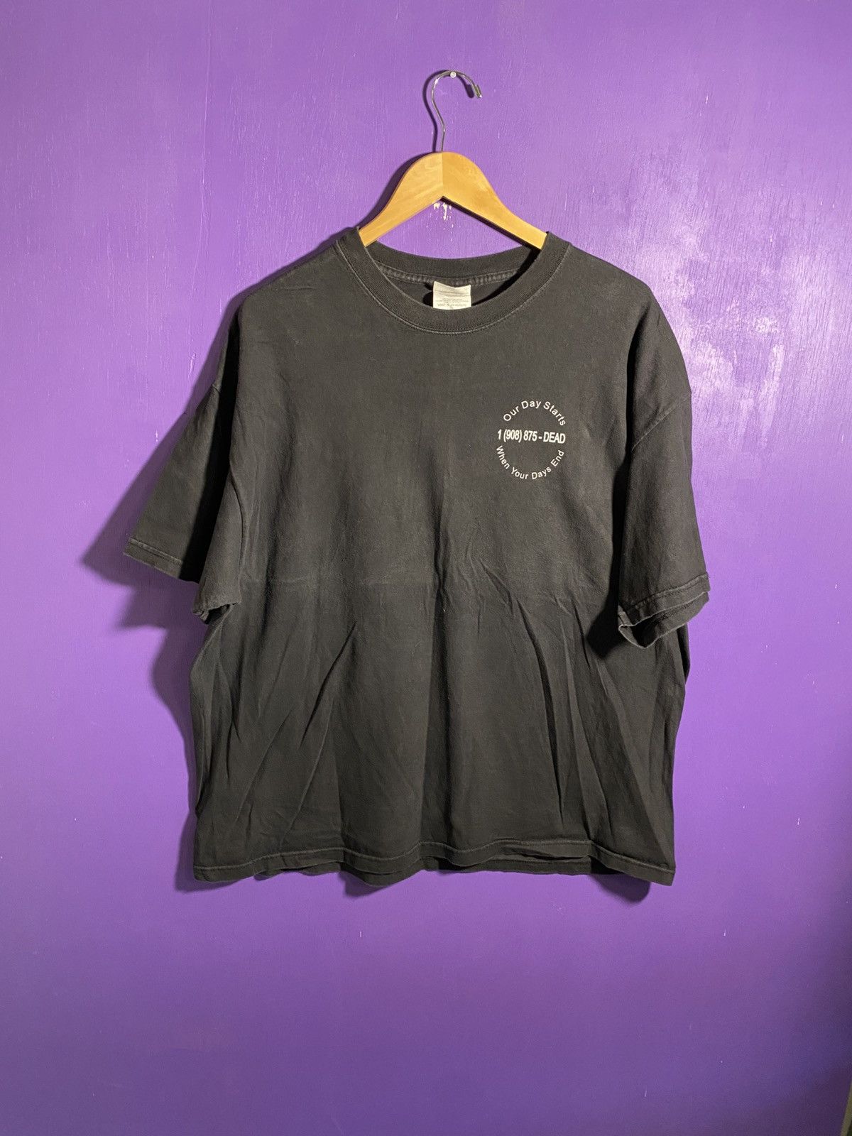Other Vintage 90s Our day starts when yours ends t-shirt Size US XL / EU 56 / 4 - 1 Thumbnail