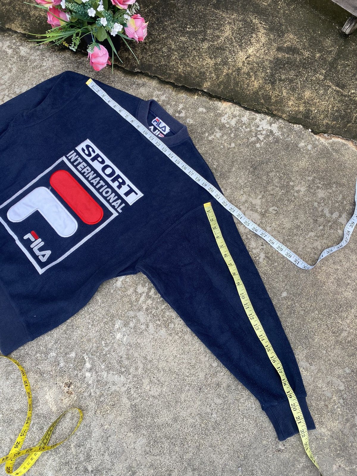 Fila 23”x27” ❗️Vintage 90s Fila Sport Embroidery Logo Sweatshirt Size US M / EU 48-50 / 2 - 9 Thumbnail