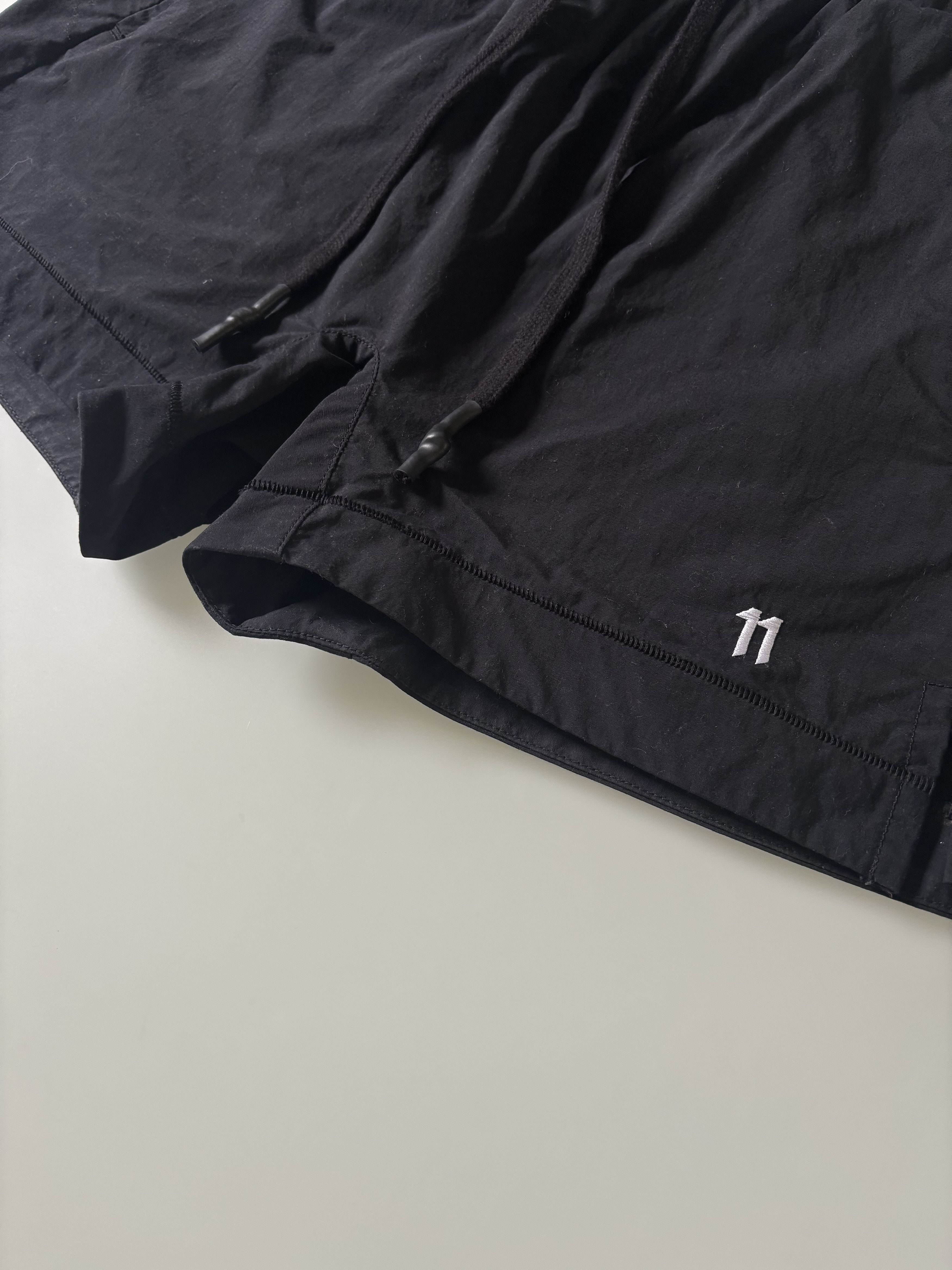 11 By Boris Bidjan Saberi 11 By Boris Bidjan Saberi SW1 Shorts Size US 28 / EU 44 - 3 Thumbnail