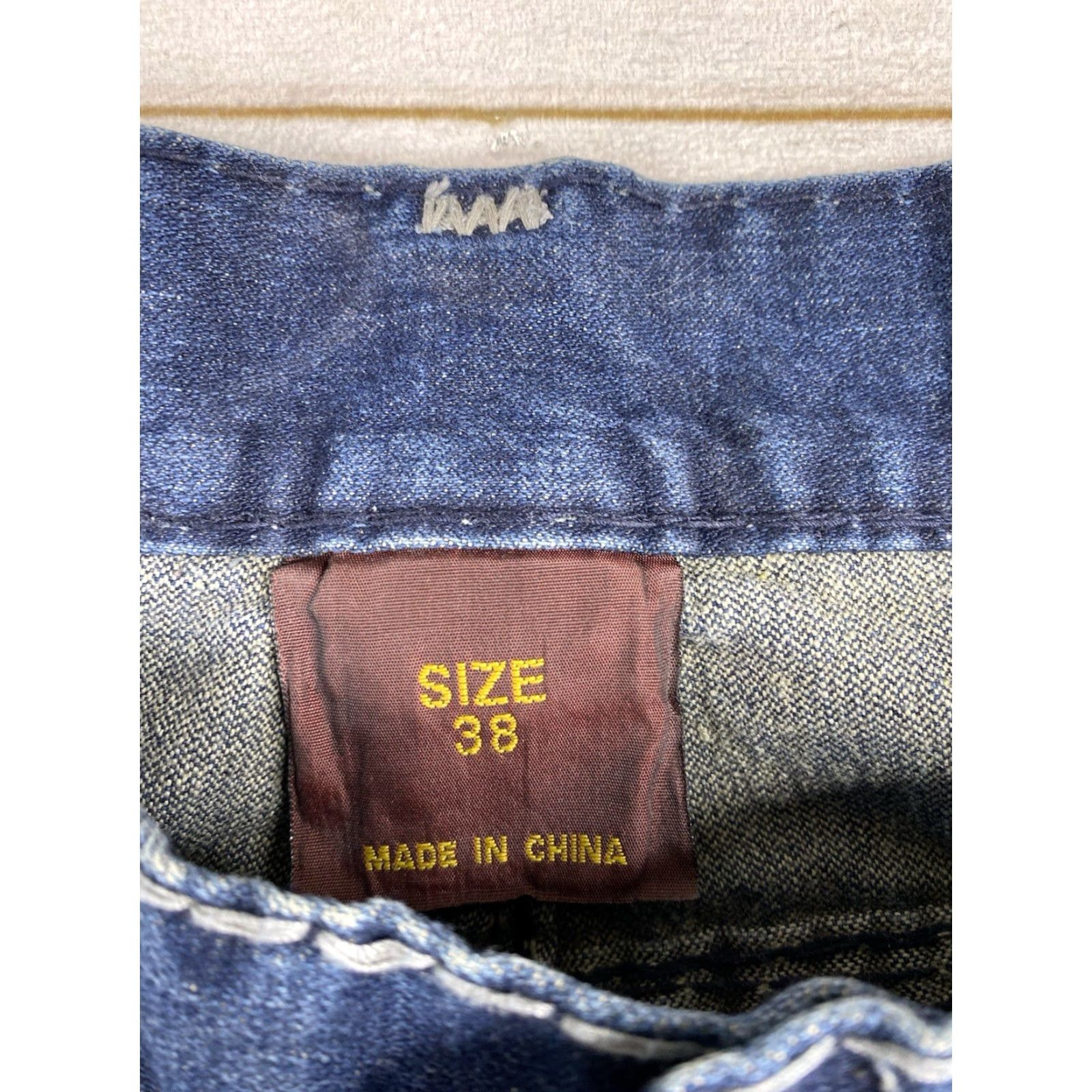 True Religion True Religion Billy Jeans 38 Dark Distressed Straight USA Denim Cotton Regular 5-Pocket Mens Jeans Billy USA Shirt? Size US 38 / EU 54 - 3 Thumbnail