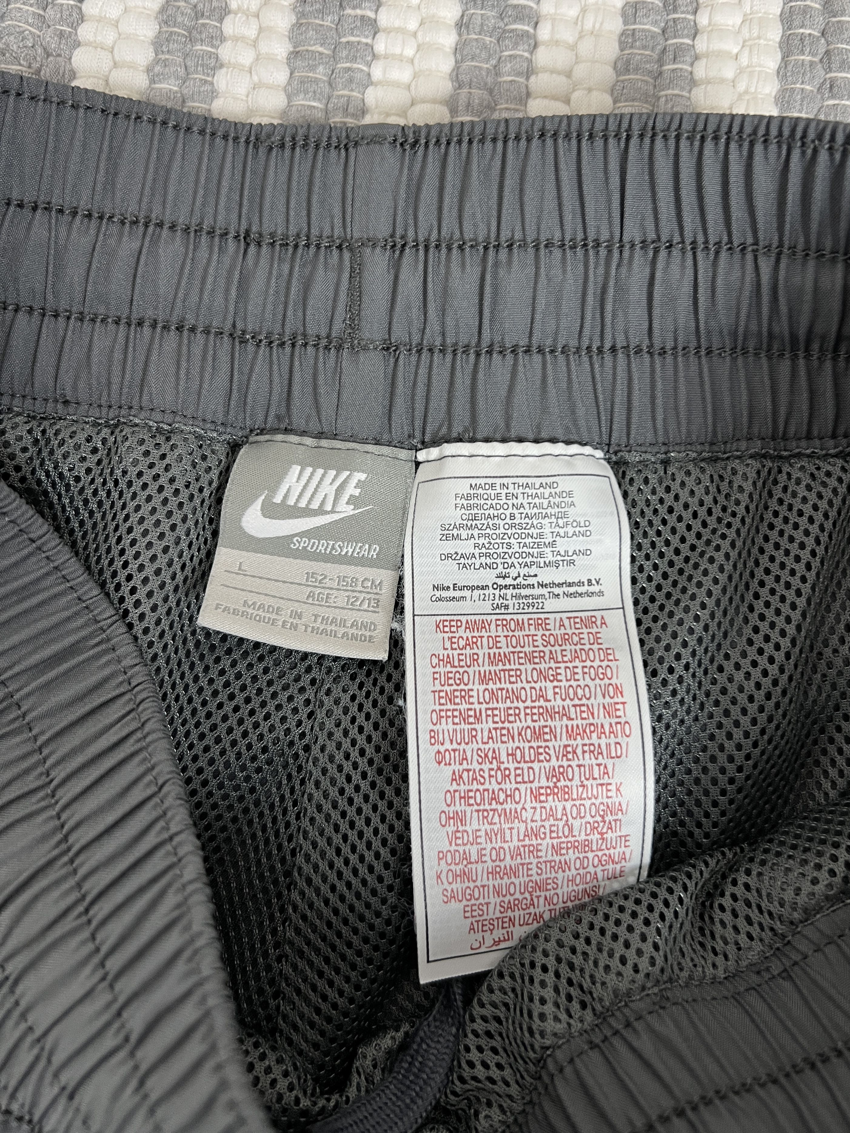 Nike Vintage Y2K Nike Loose Fit Pants Size 30" / US 8 / IT 44 - 10 Thumbnail