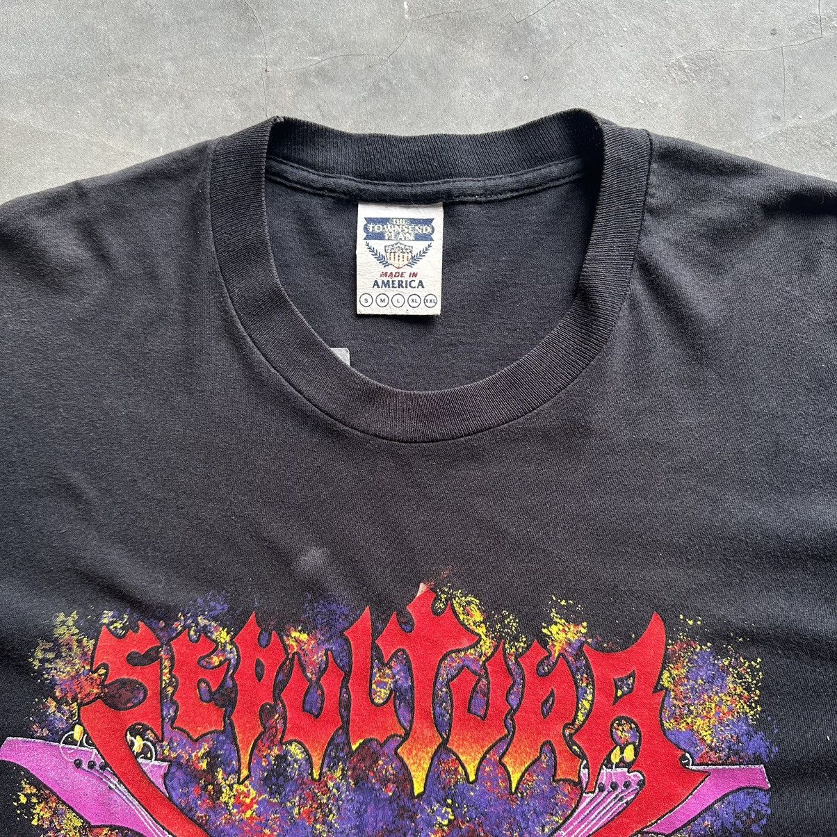 Vintage Vintage 90s Sepultura Bootleg Shirt Size US XL / EU 56 / 4 - 2 Thumbnail
