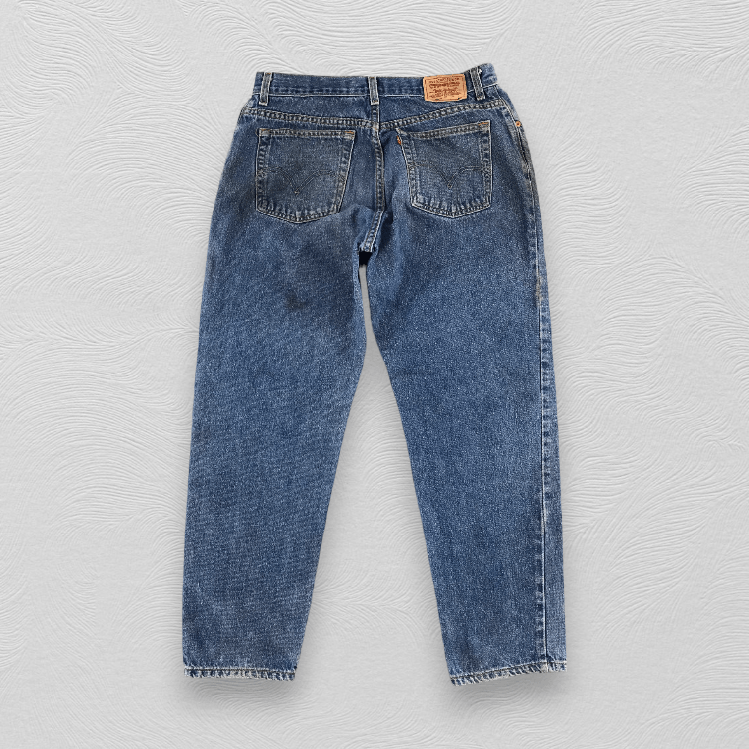Levi's Vintage Levis 550 Jeans Dirty Blue Wash Denim KJ589 Size US 32 / EU 48 - 2 Thumbnail