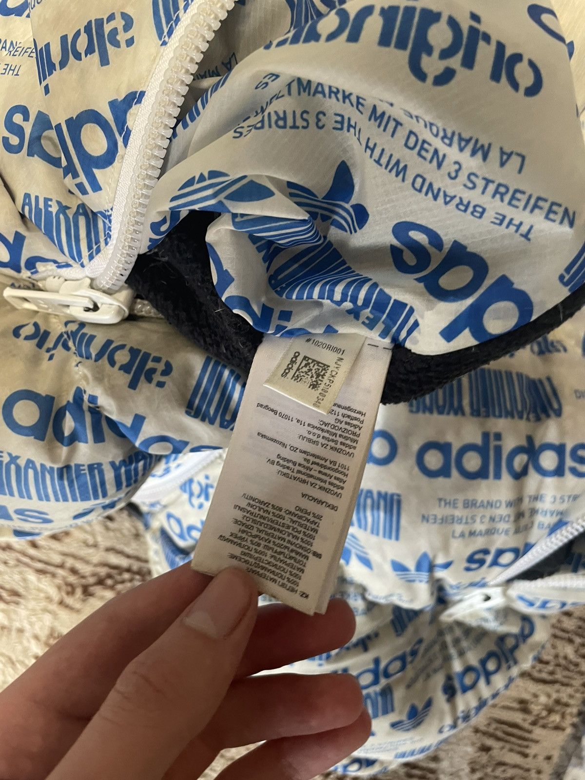 Adidas × Alexander Wang Adidas Original x Alexander Wang Double-Side Puffer Size US S / EU 44-46 / 1 - 6 Thumbnail