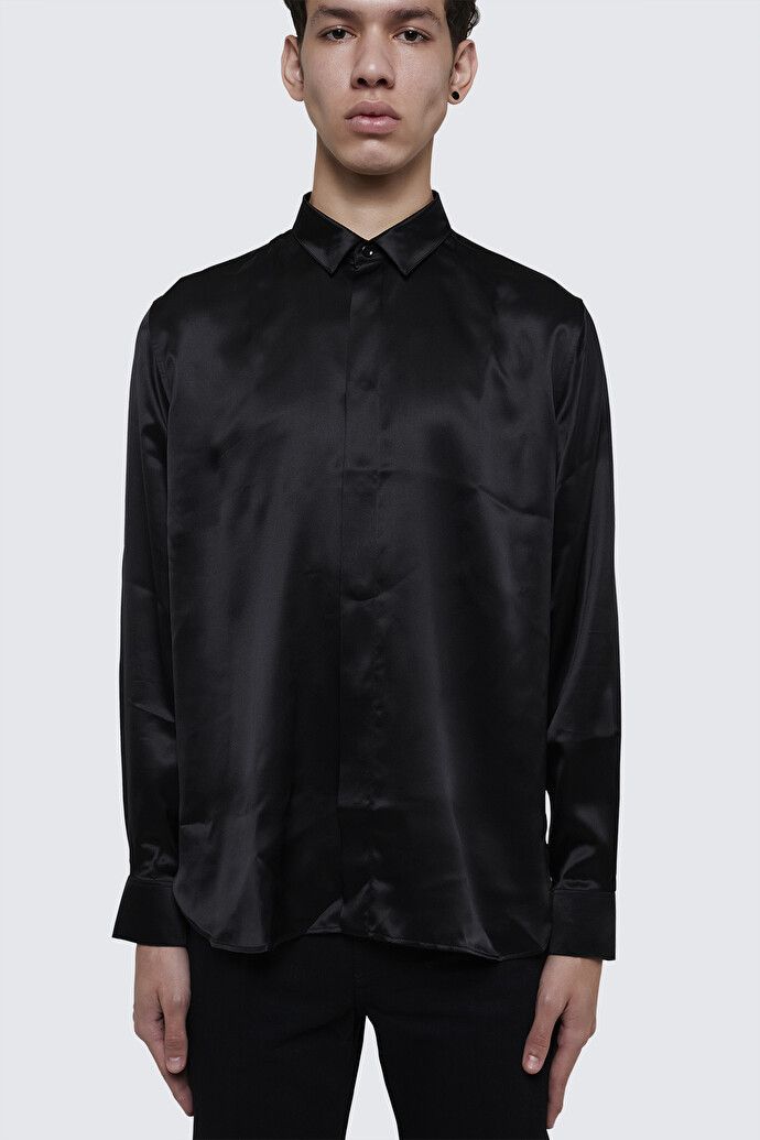 Saint Laurent Paris o1bcso1str0125 Collar Classic Shirt In Crepe Satin in Black Size US XL / EU 56 / 4 - 1 Thumbnail