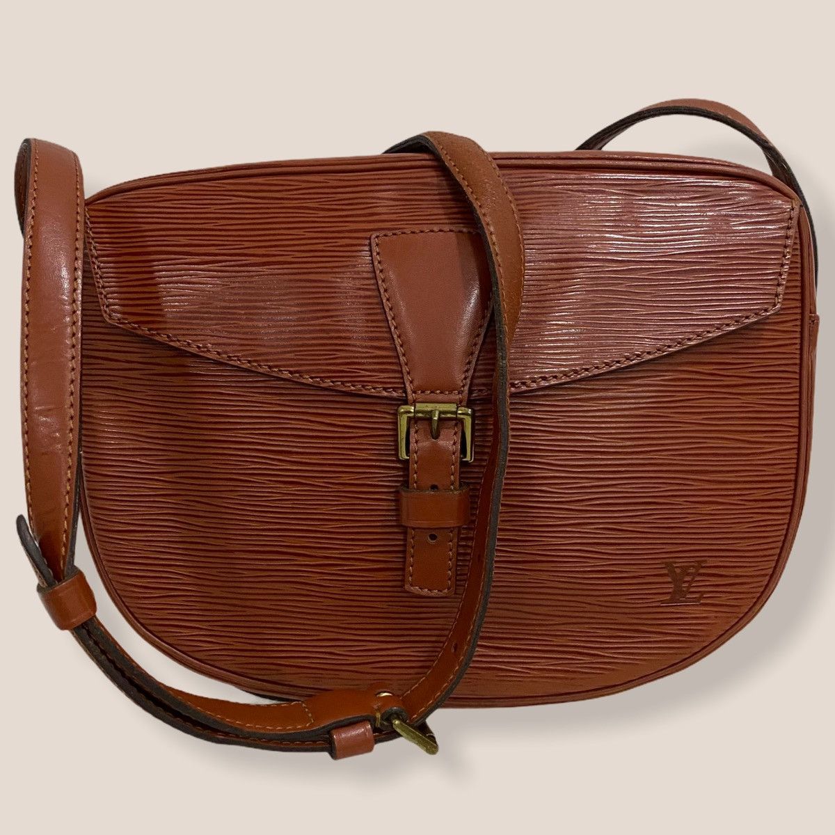 Louis Vuitton ‼️LASTDROP‼️LOUIS VUITTON JEUNE FILLE EPI LEATHER SHOULDER BAG Size ONE SIZE - 1 Thumbnail