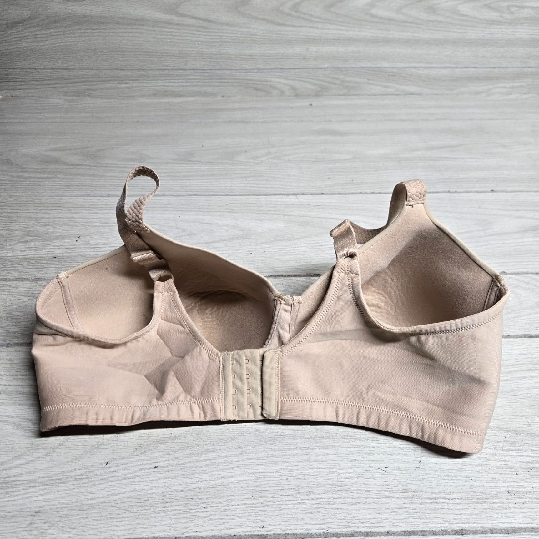 Vintage Vanity Fair Bra Women Adult 42DD Beige Full Coverage T-Shirt Underwire Size ONE SIZE - 2 Thumbnail