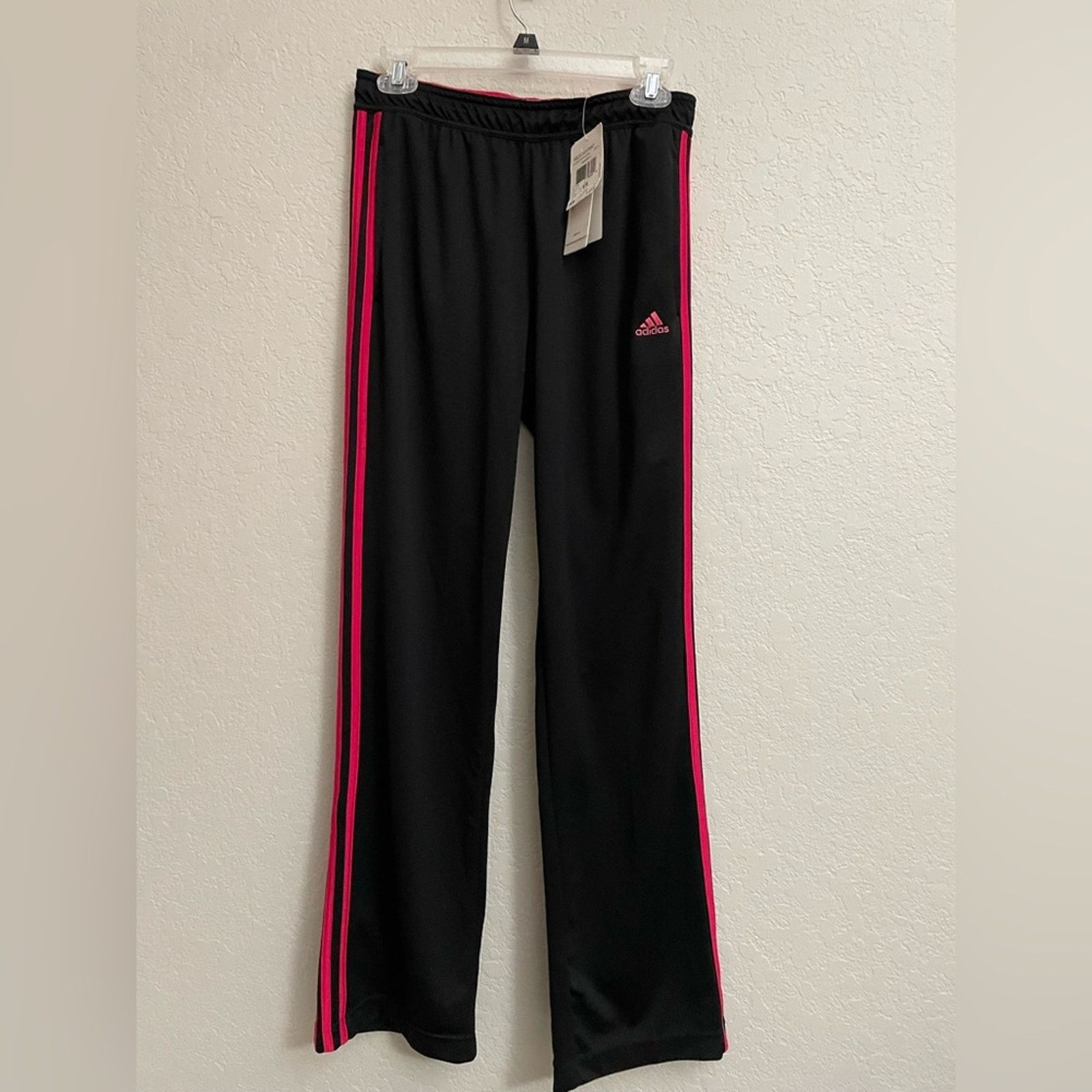 Adidas Adidas Field Day Climalite pants with pink stripes Women XS Size 28" / US 6 / IT 42 - 1 Thumbnail