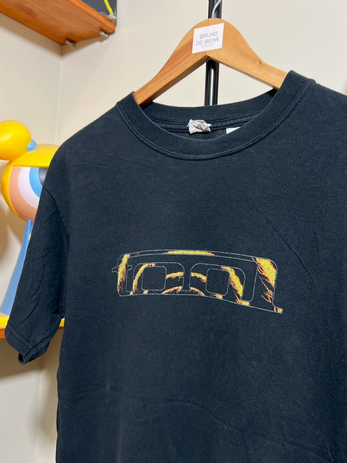 Band Tees × Vintage Vintage 00's Tool shirt Los Angeles California bnz02 Size US M / EU 48-50 / 2 - 2 Thumbnail