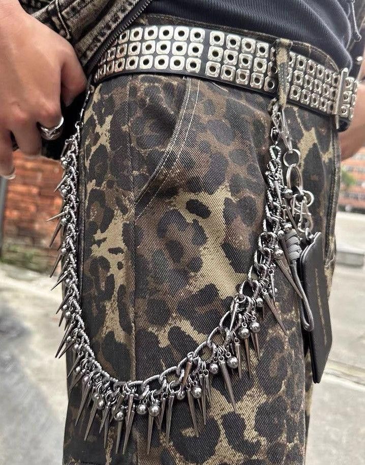Jewelry Retro streetwear punk rivet spike pants pocket chain Size ONE SIZE - 1 Thumbnail