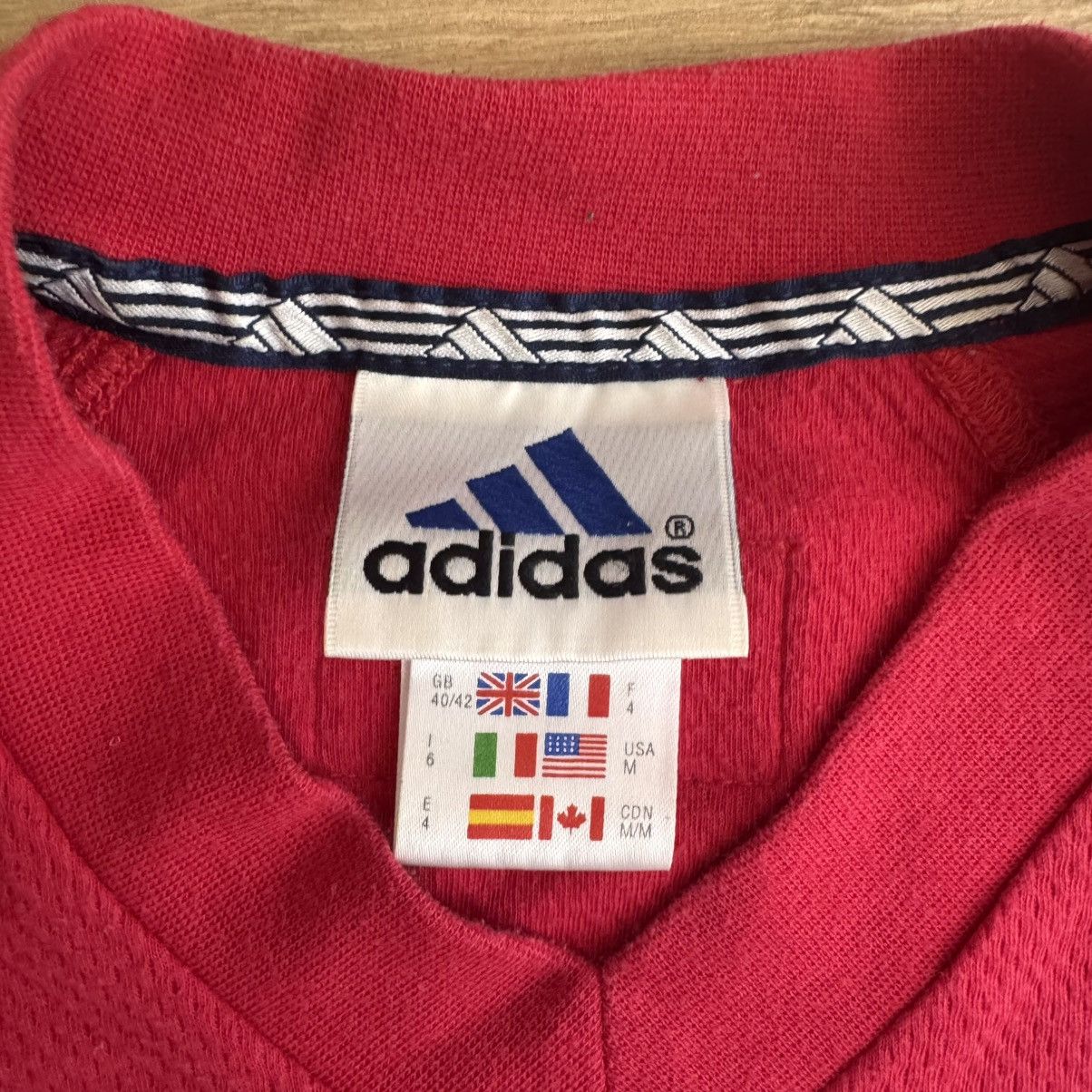 Adidas Vintage Adidas T-shirt 90s Three Stripes Men’s XL Blue Red Size US XL / EU 56 / 4 - 3 Thumbnail