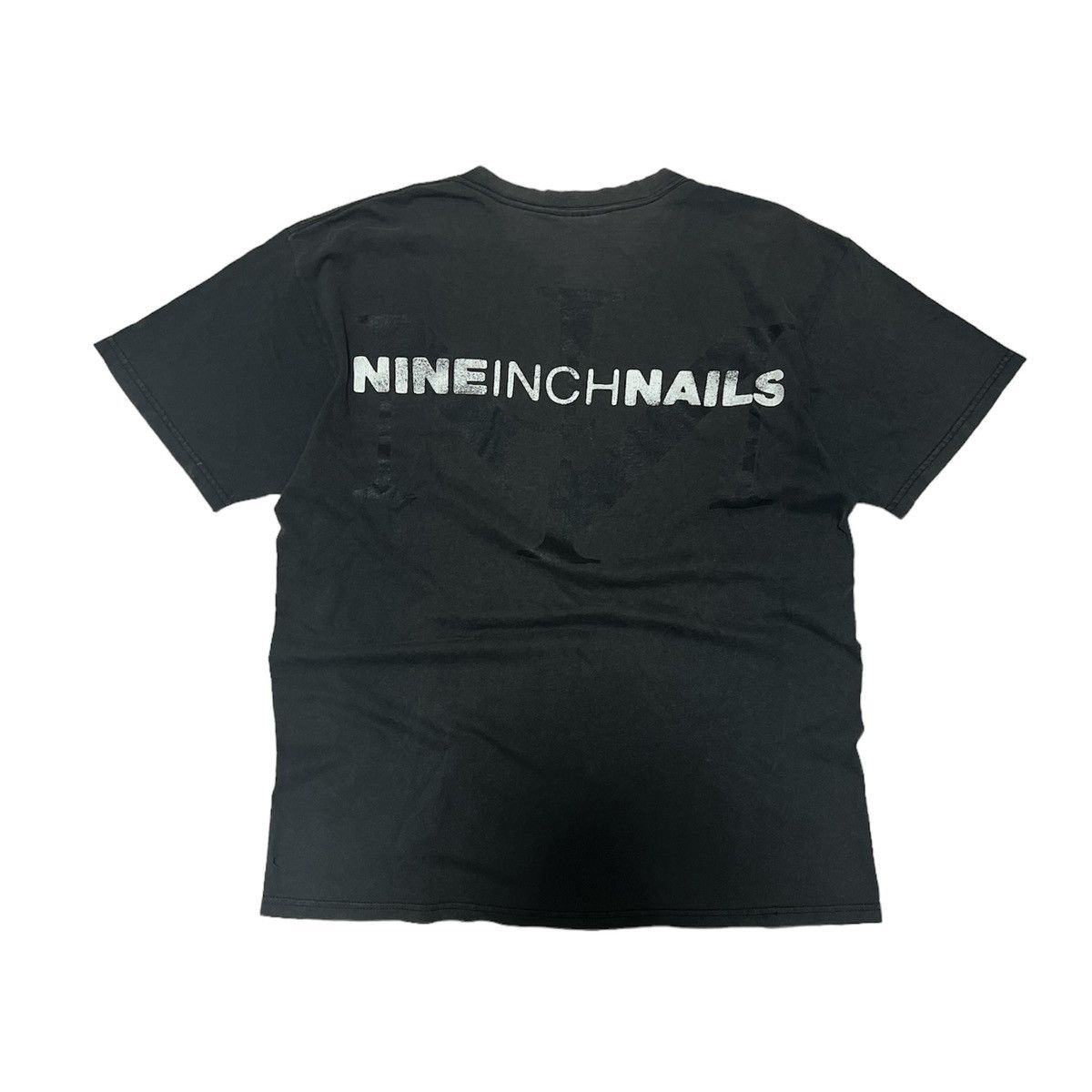 Band Tees Vintage Nine Inch Nails band T shirt Size US L / EU 52-54 / 3 - 8 Thumbnail