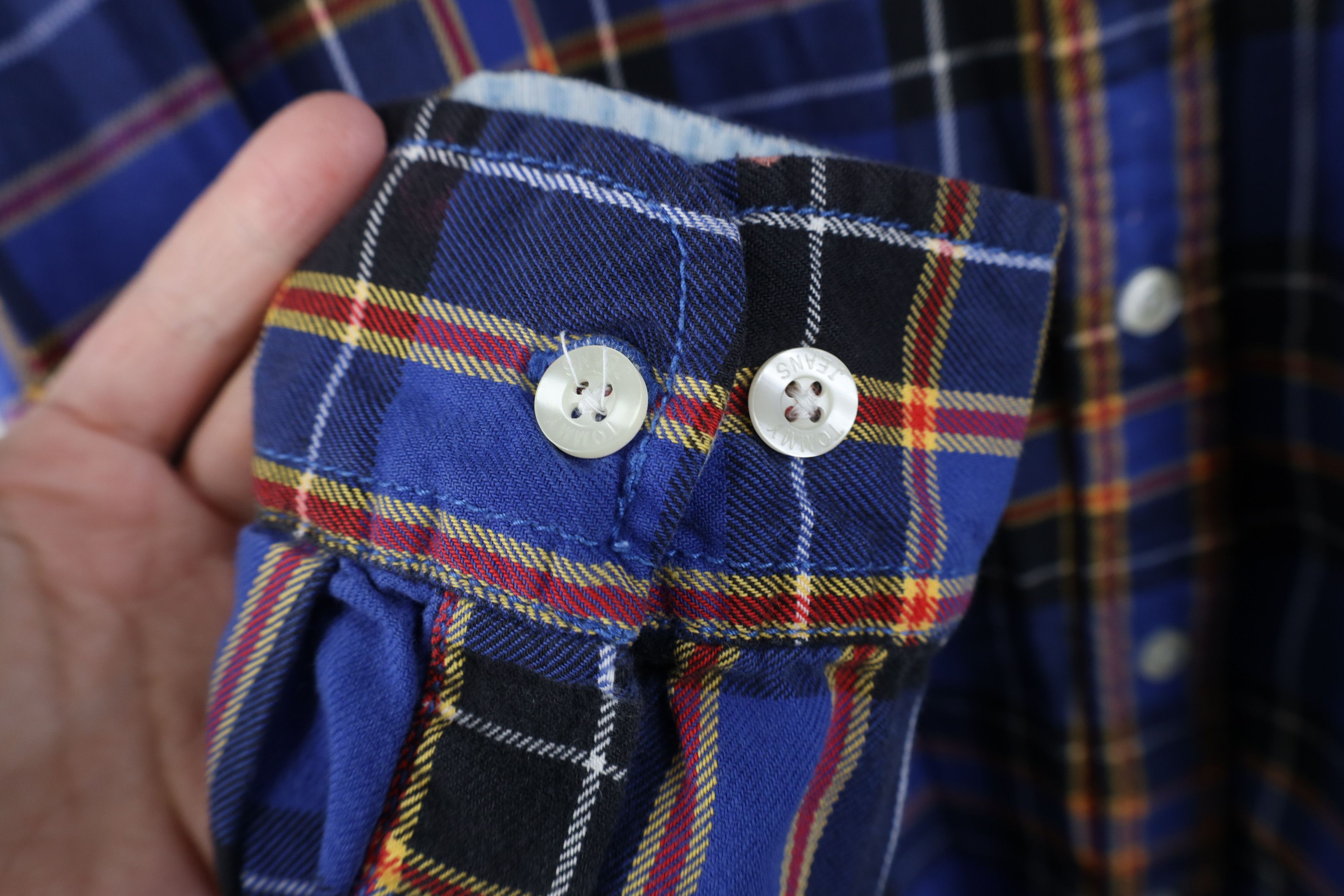 Tommy Hilfiger Vintage 90s Tommy Hilfiger Flannel Collared Button Shirt Size US L / EU 52-54 / 3 - 8 Thumbnail