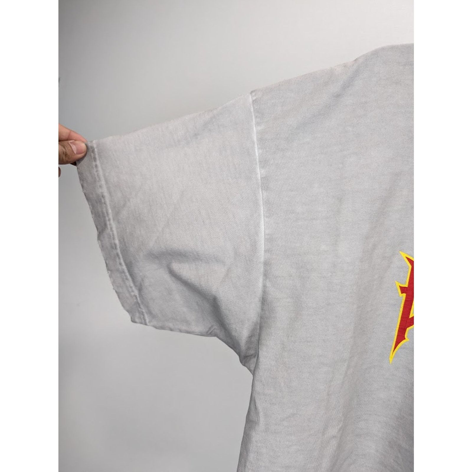 Balenciaga o1rshd1 Short Sleeve T-Shirt in Grey Size US XL / EU 56 / 4 - 9 Thumbnail