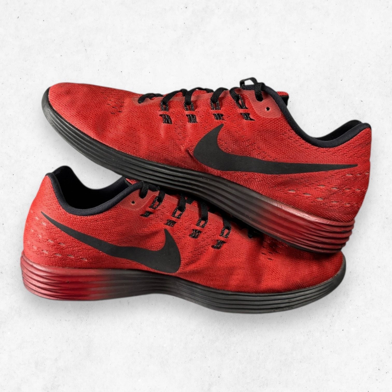 Nike Nike iD Custom Flyknit Running Shoe Red Black 14W Size US 14 / EU 47 - 9 Thumbnail