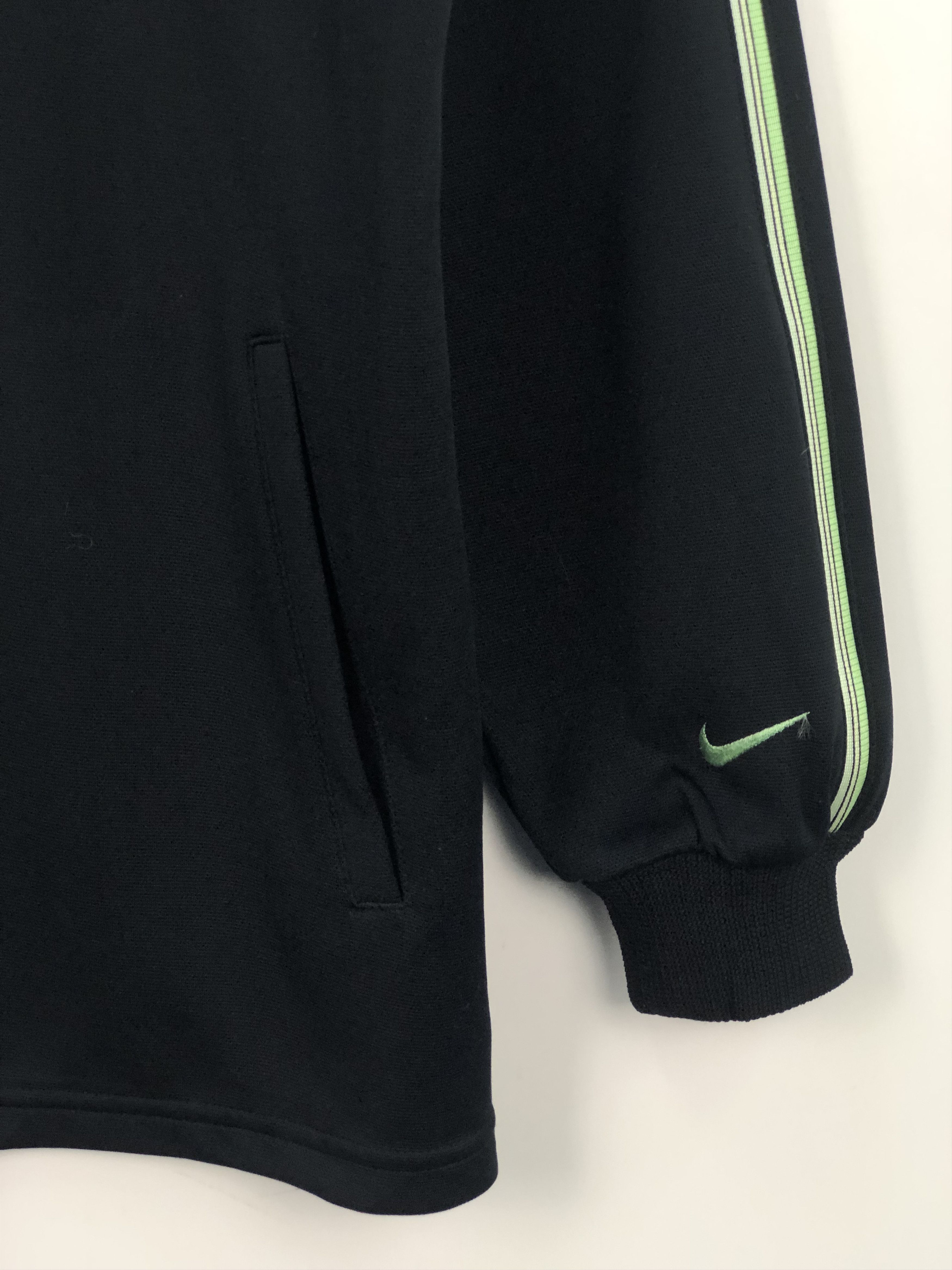 Nike Vintage Nike Jacket Small Logo J0305 Size US M / EU 48-50 / 2 - 10 Thumbnail