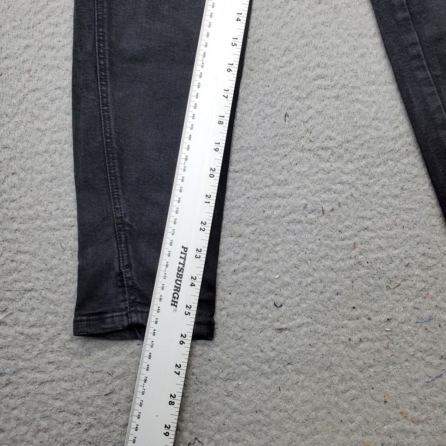 Vintage KanCan Skinny Jeans Women Size 28 Black Dark Wash 5-Pocket Design Distressed Pants Size 28" / US 6 / IT 42 - 4 Thumbnail