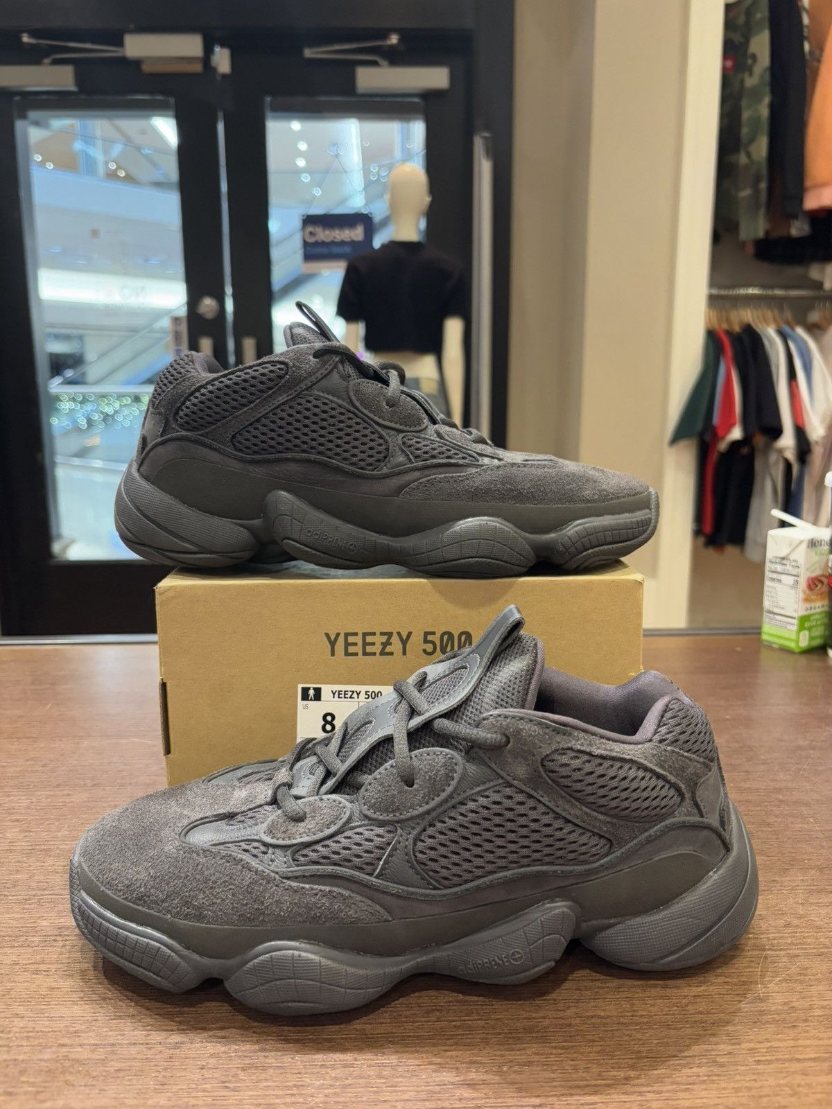 Adidas yeezy 500 utility black australia hotsell